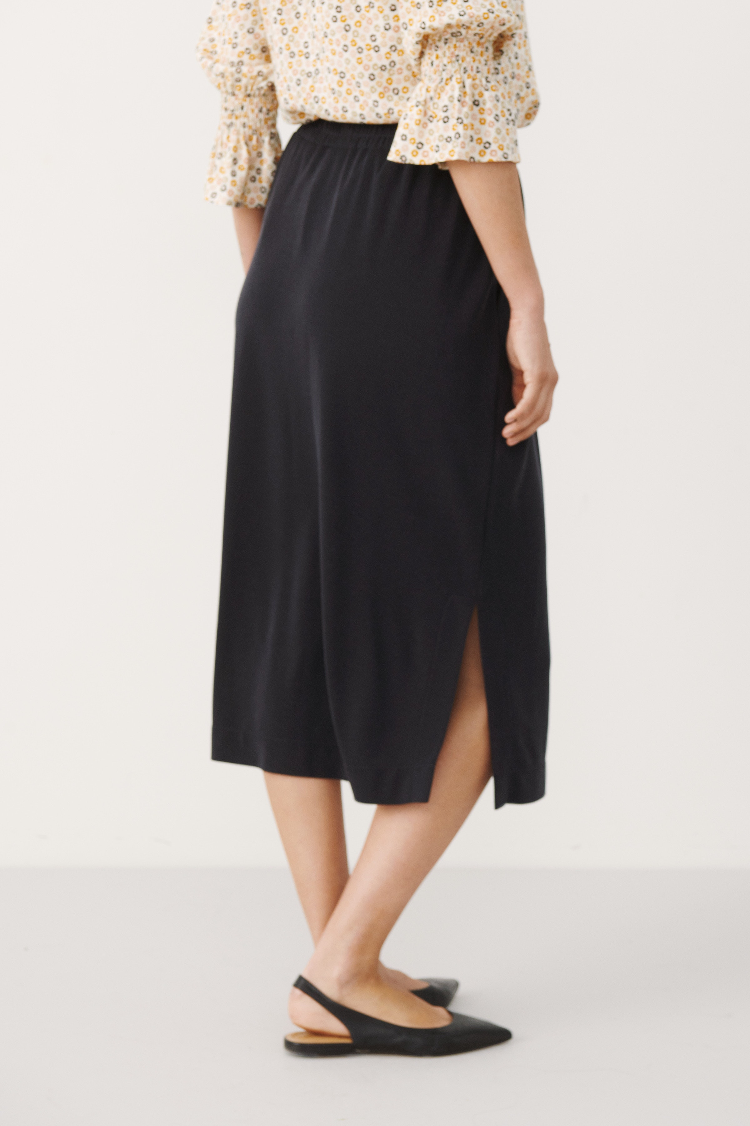 JaslynPW Skirt LOOKBOOK FRONT 30306164-194008