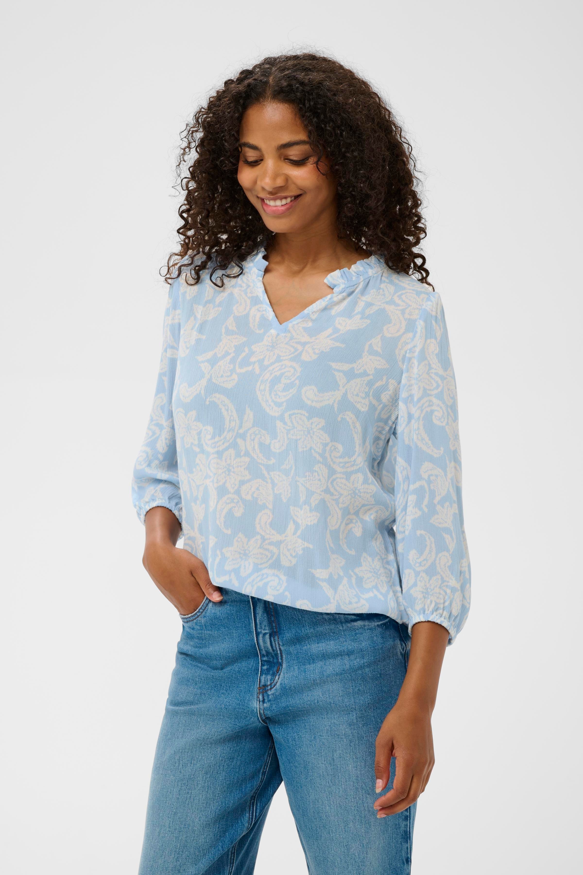 KAriani Blouse LOOKBOOK FRONT 10511210-108946