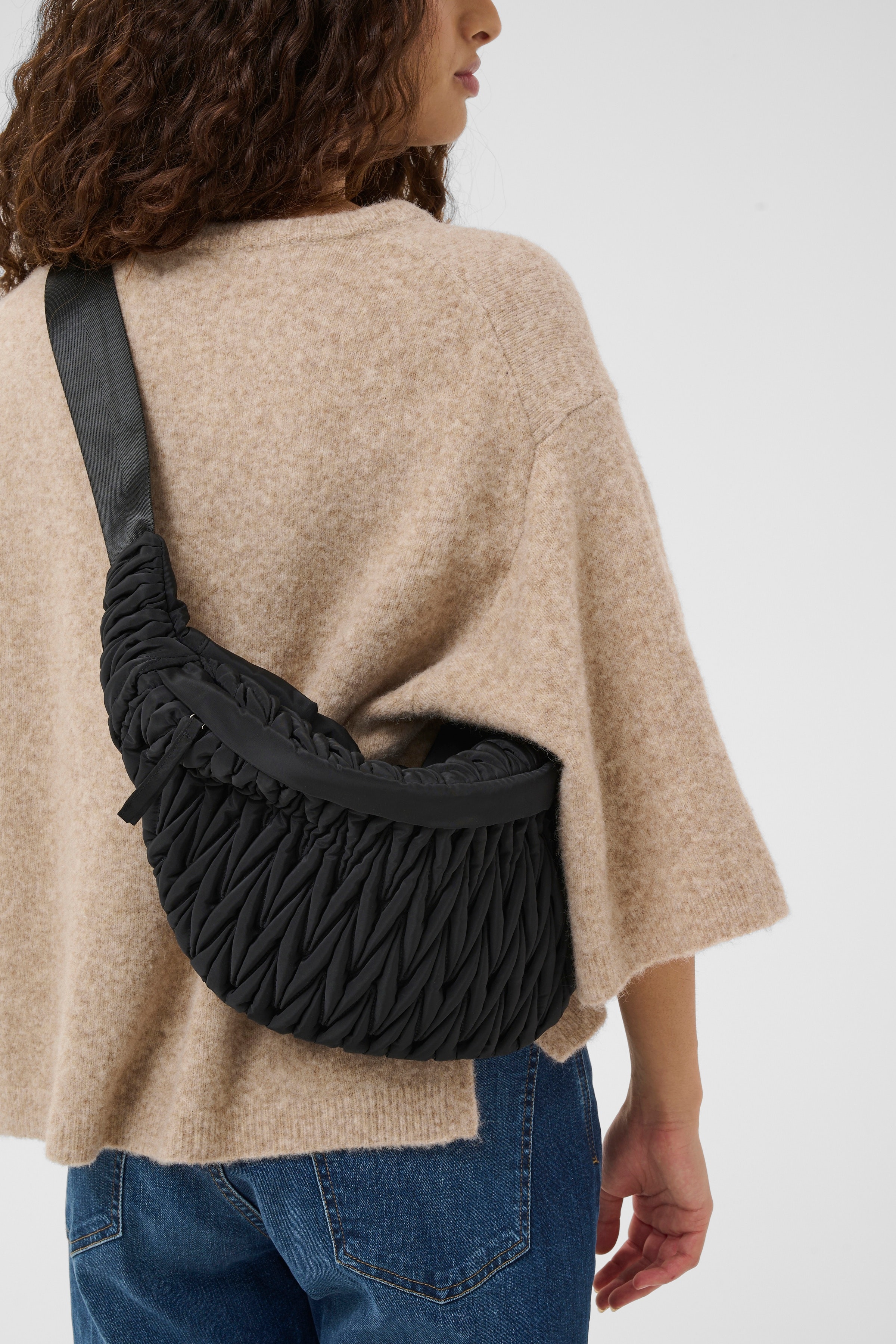 SAMYIW BUMBAG LOOKBOOK DETAIL 30112468-194008