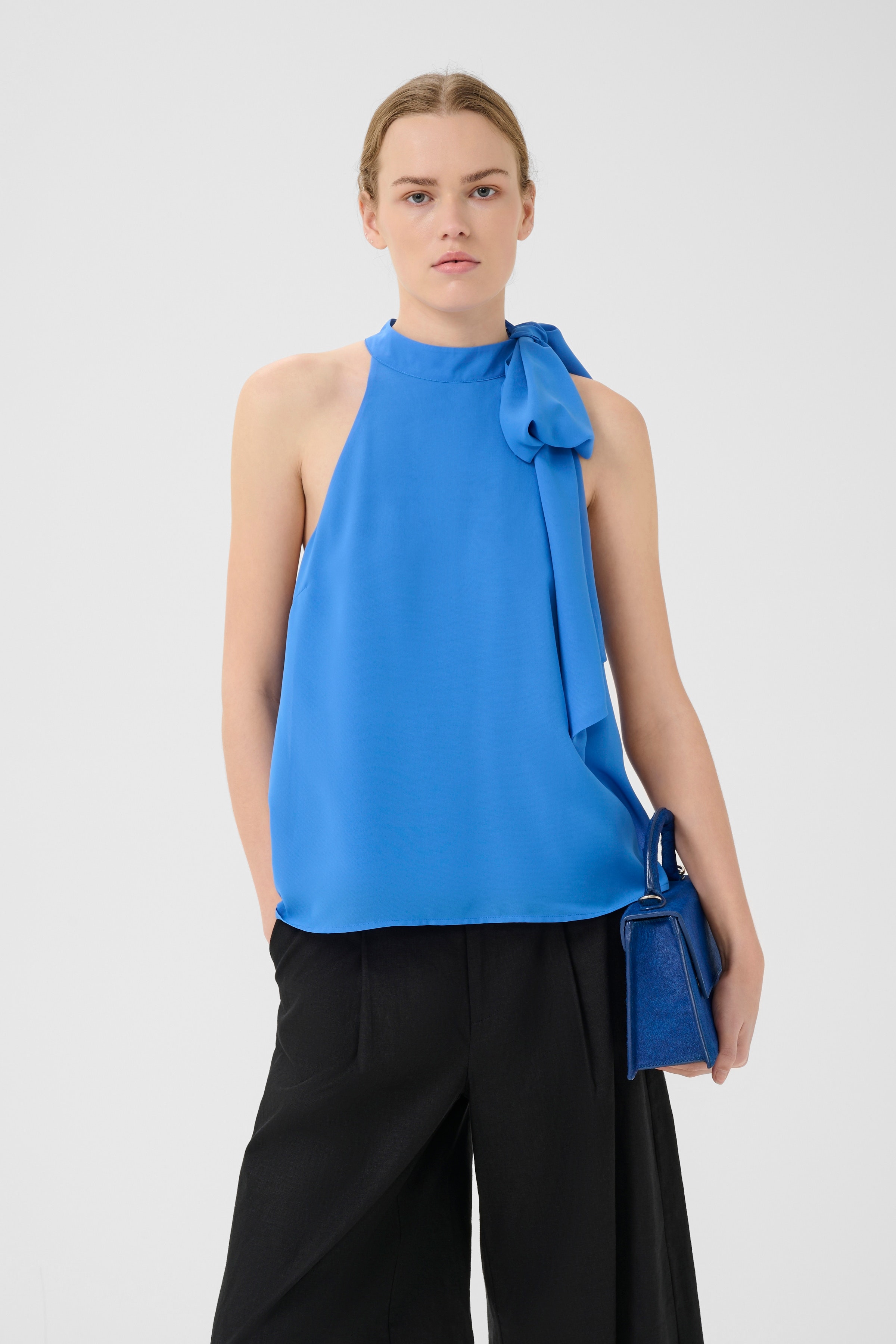 GZsanka Top LOOKBOOK FRONT 10910522-184043