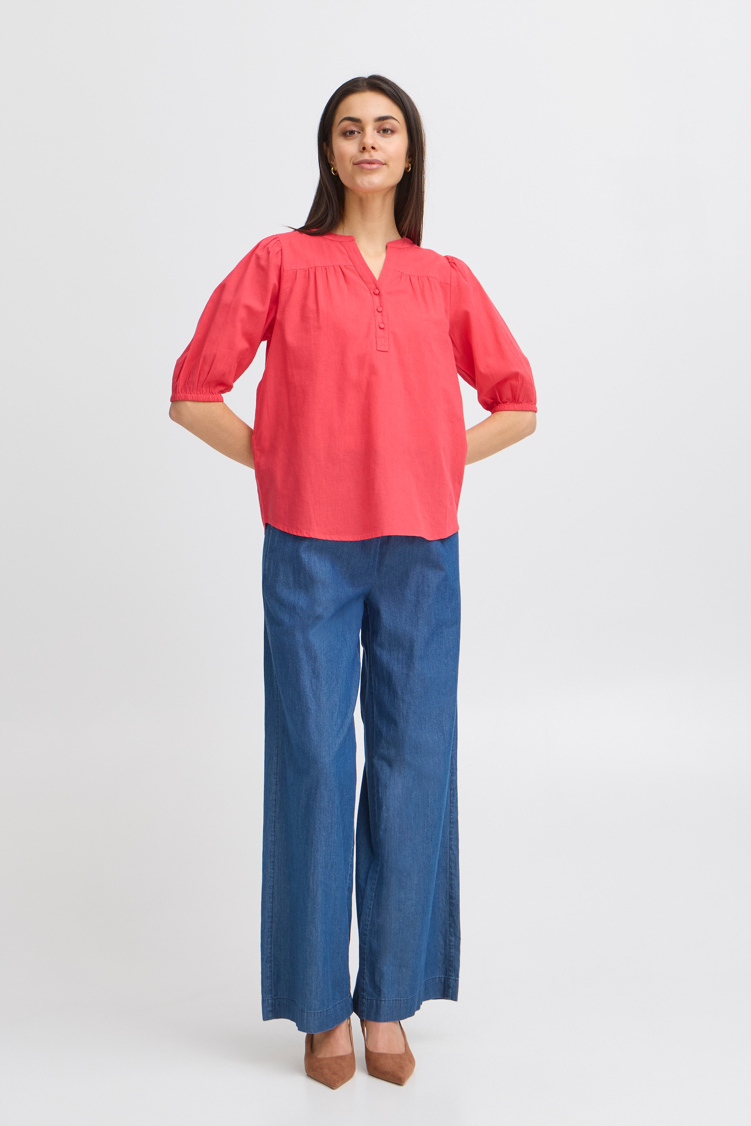 FRMADDIE Blus LOOKBOOK FRONT 20613742-181756