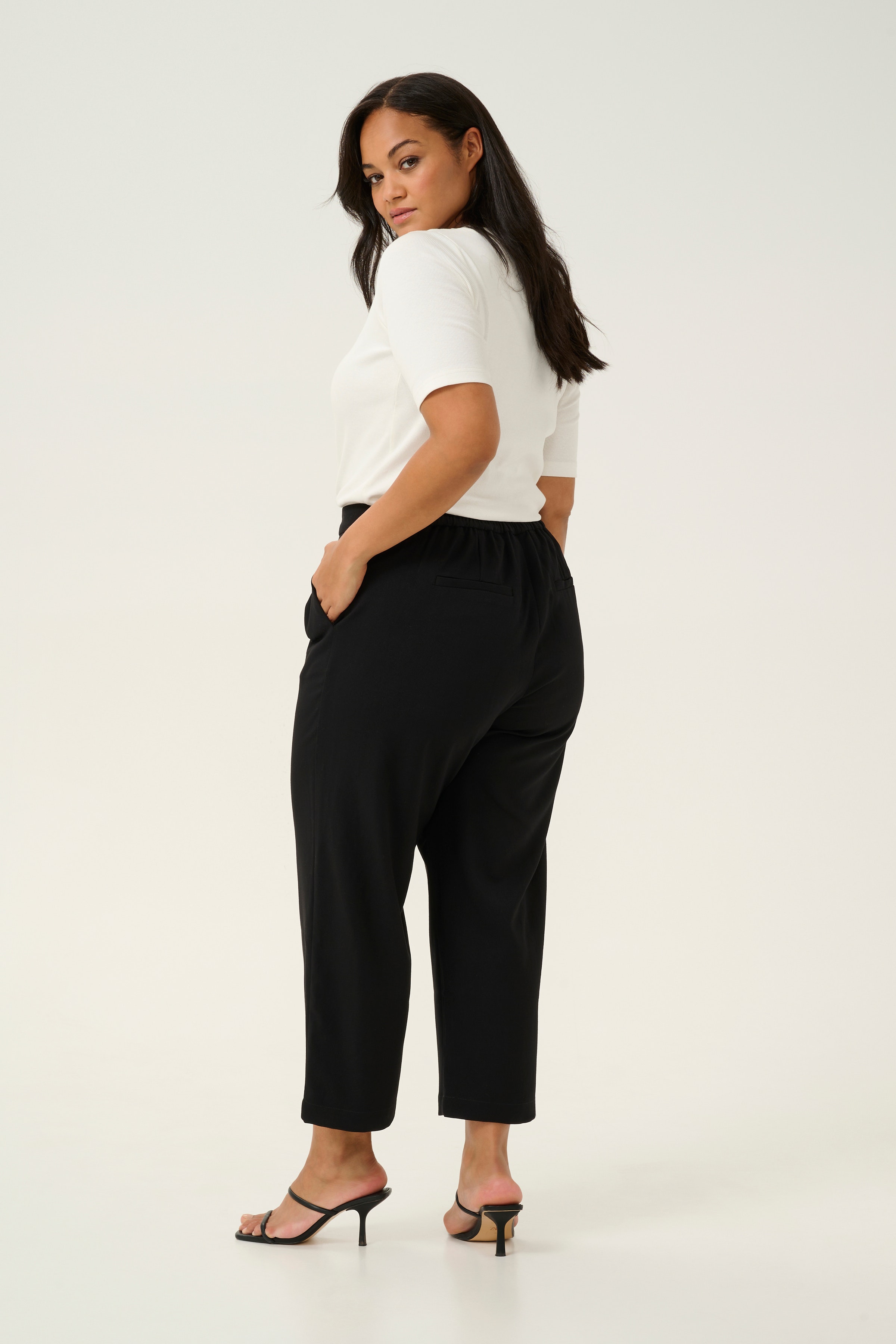 KCmerla Culotte Pantalon LOOKBOOK BACK 10582939-100121