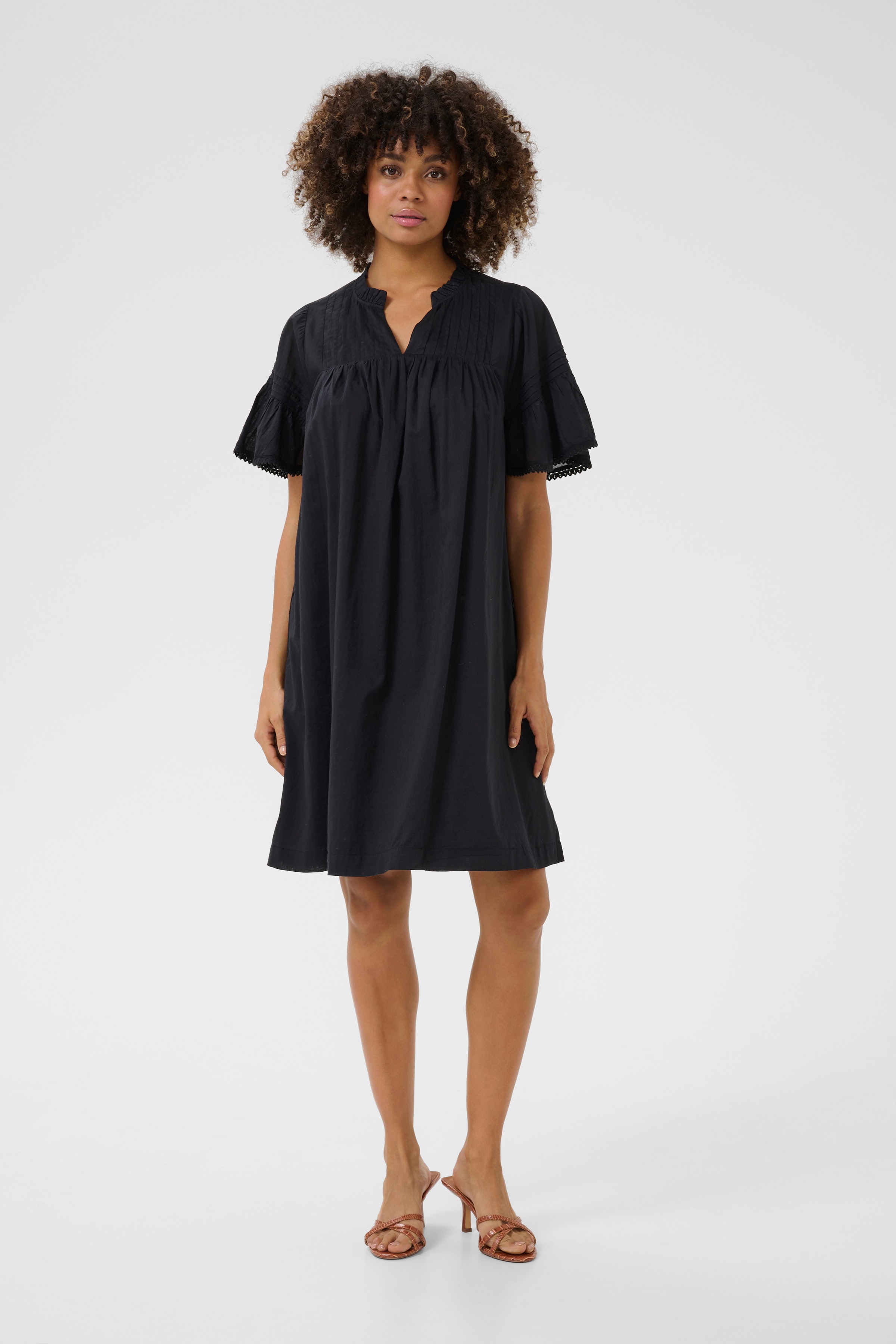 CUcybelle Jurk LOOKBOOK FRONT 50111938-500012