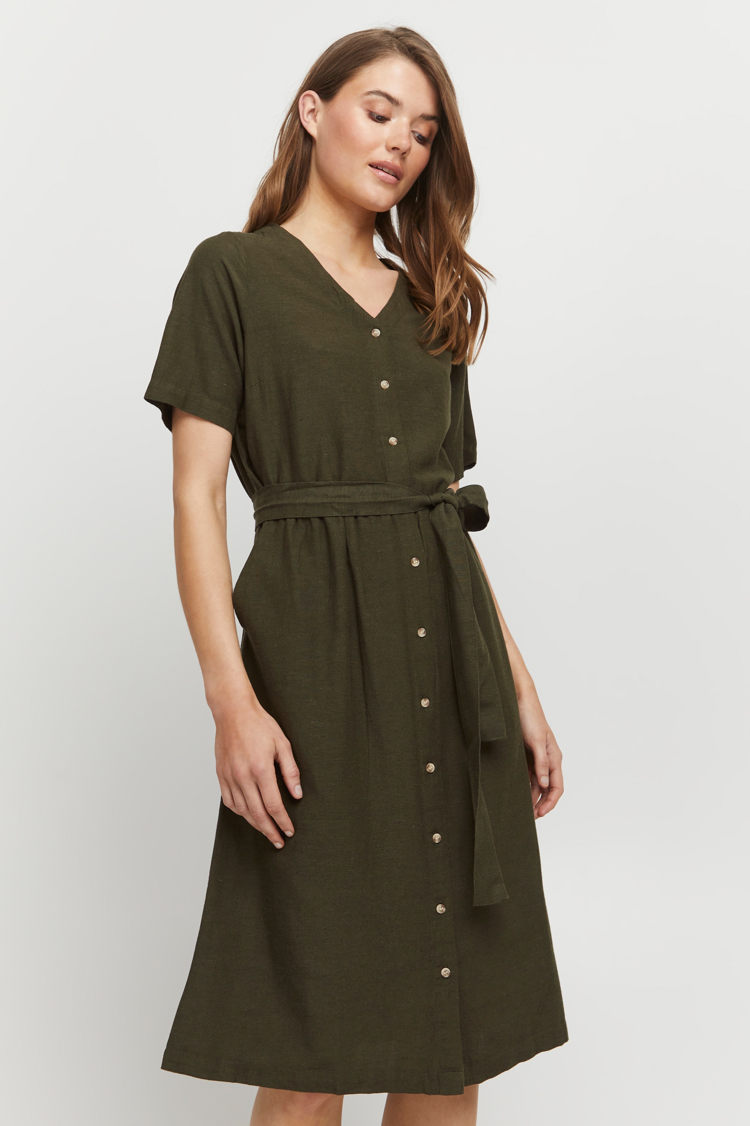 Kjole LOOKBOOK FRONT 20610399-190515
