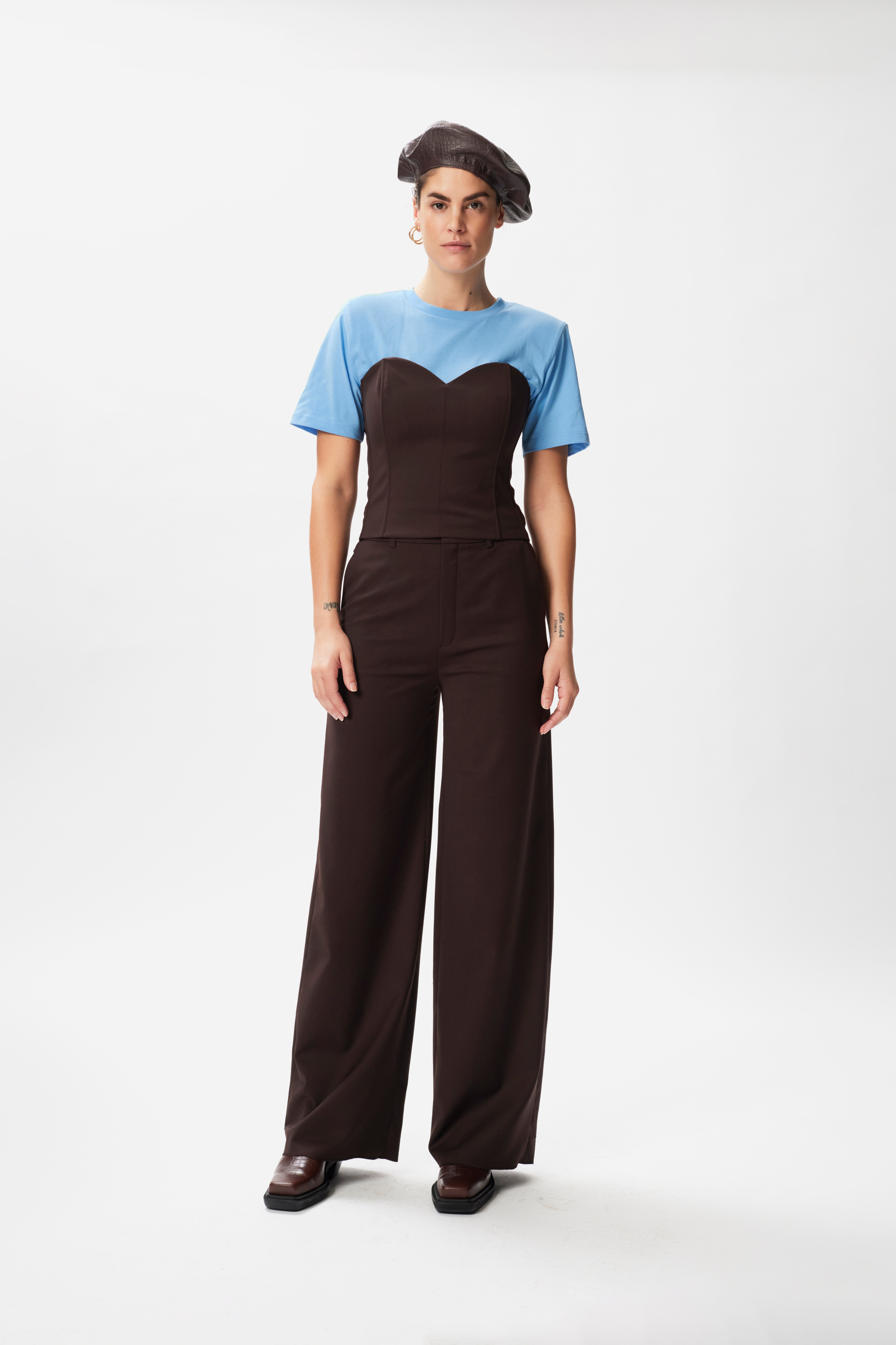 AlexandraGZ Ærmeløs bluse LOOKBOOK FRONT 10905583-190915