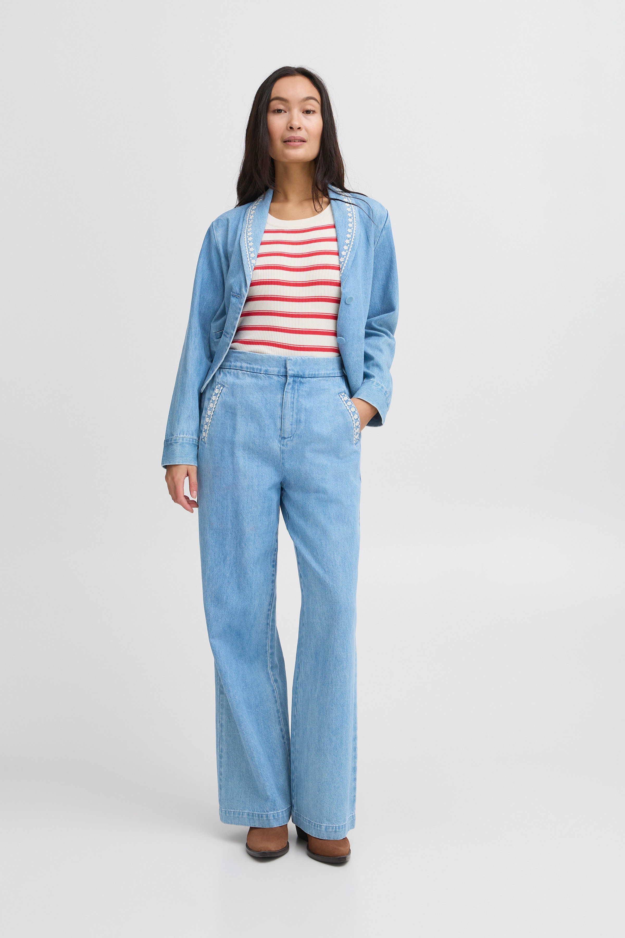 IRTAWNY Casual pants LOOKBOOK FRONT 20122814-203935