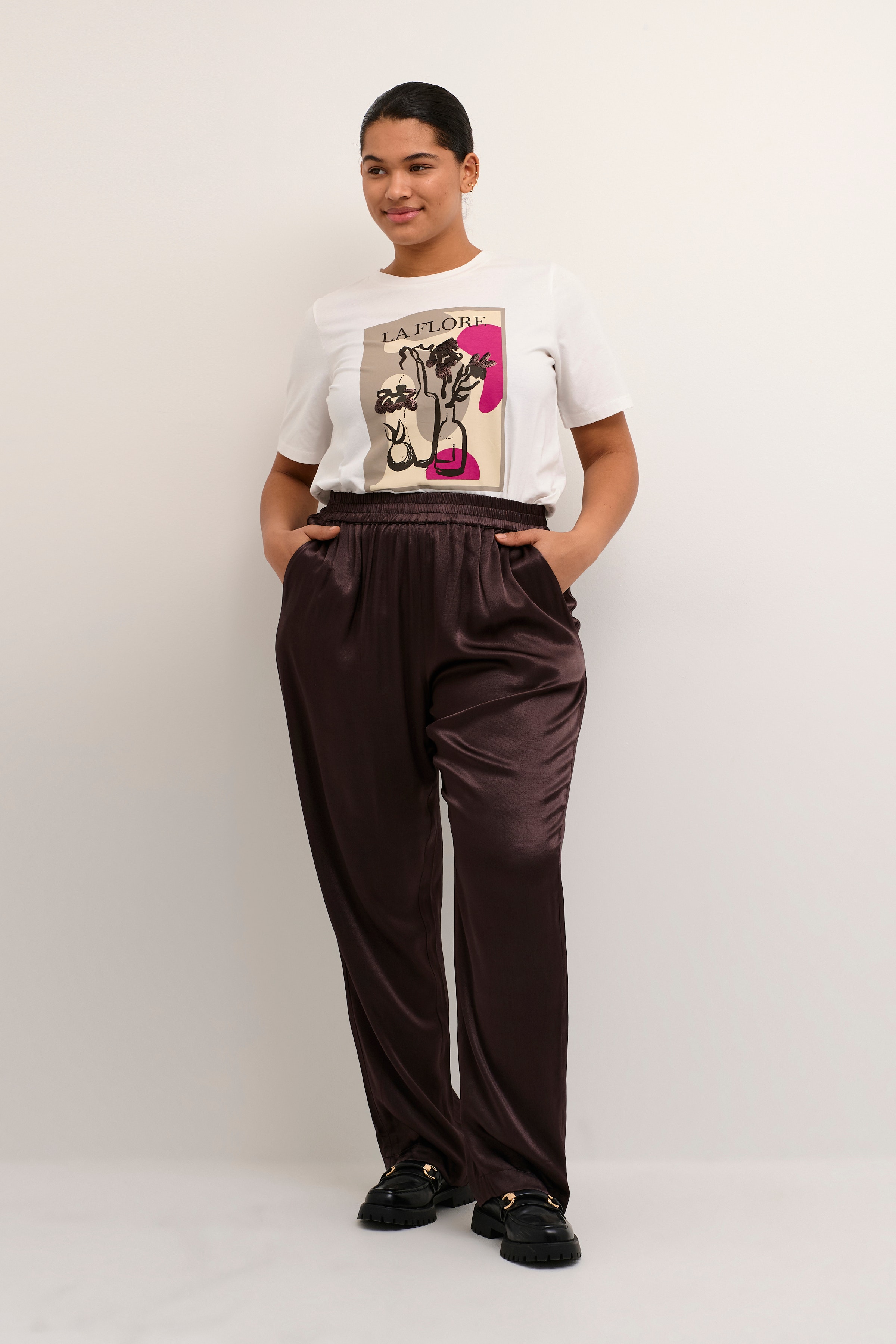 KCsita Pantalon LOOKBOOK FRONT 10581807-191016