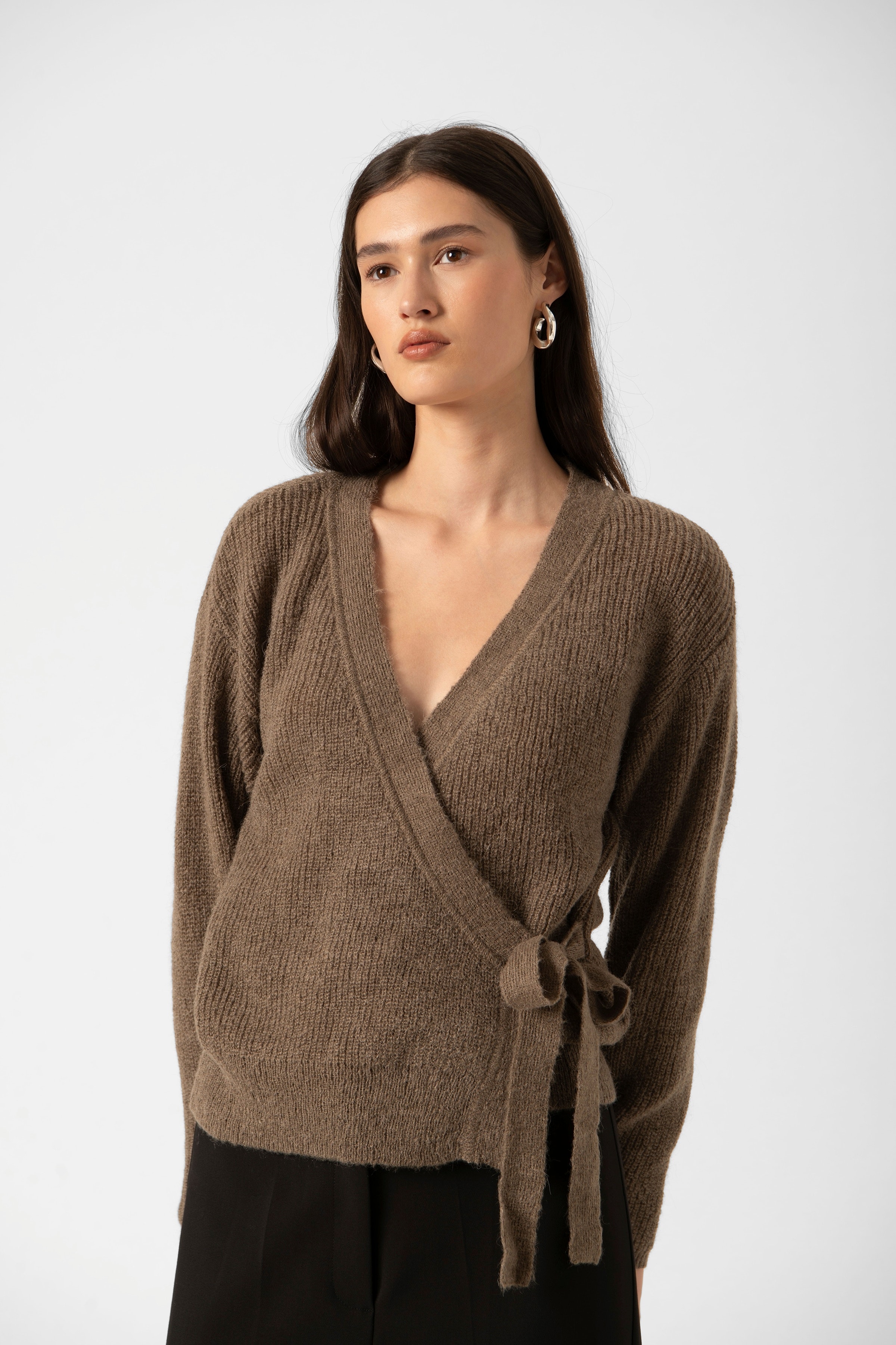 SLTuesday Cardigan LOOKBOOK FRONT 30408547-181112