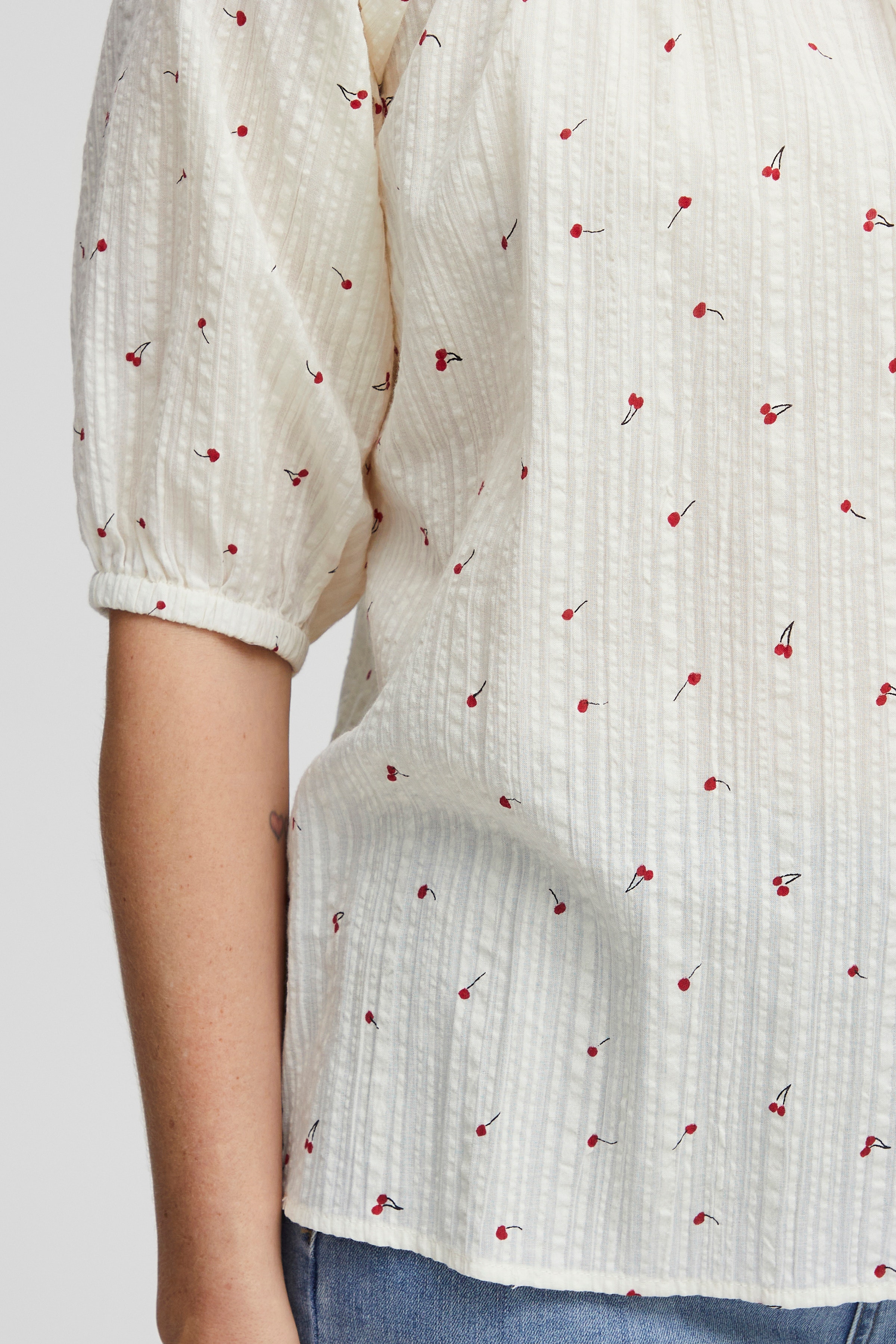 FRSANYA Bluse LOOKBOOK DETAIL 20611980-201620