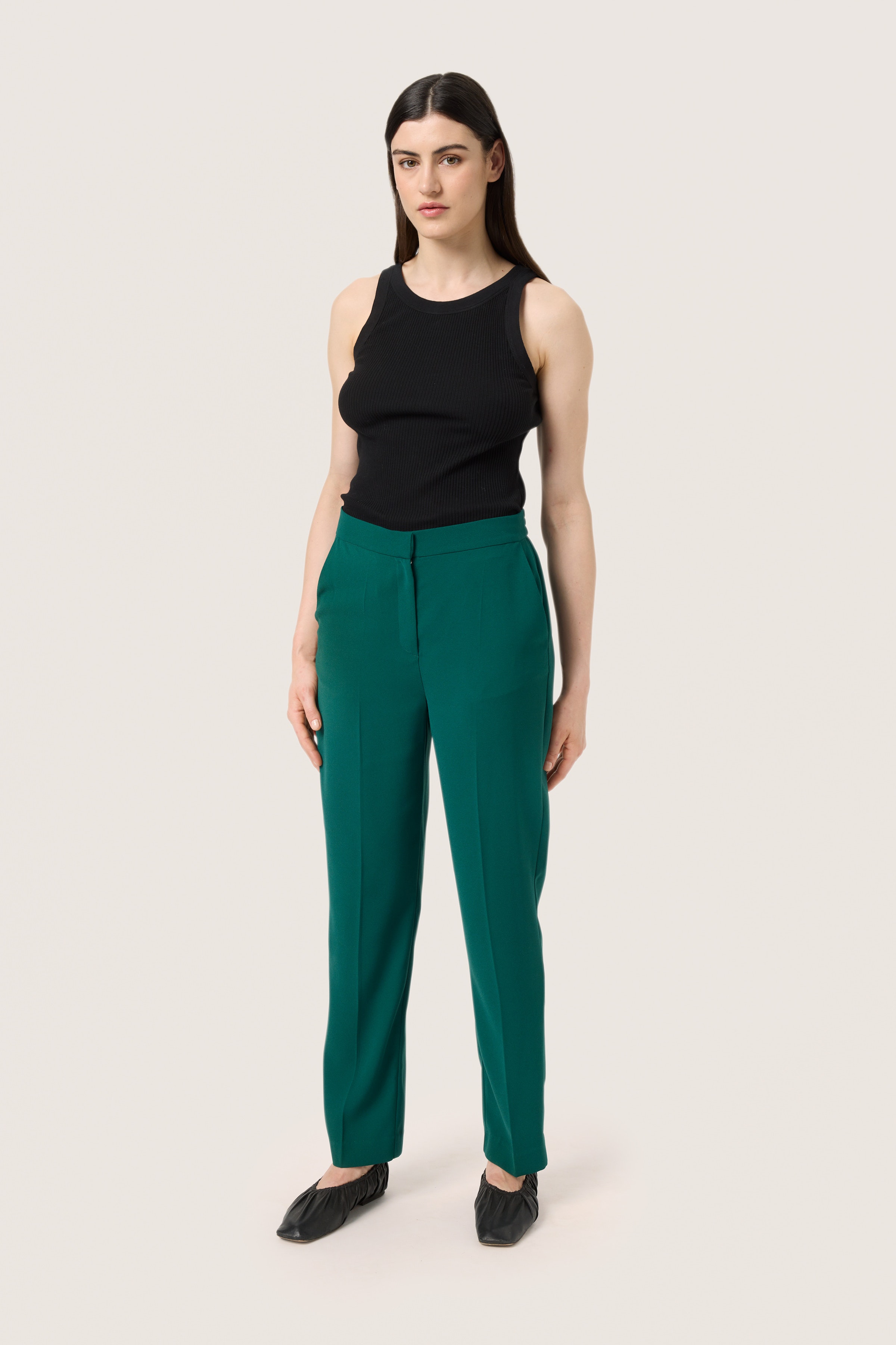 SLShirley Trousers LOOKBOOK FRONT 30407698-195232