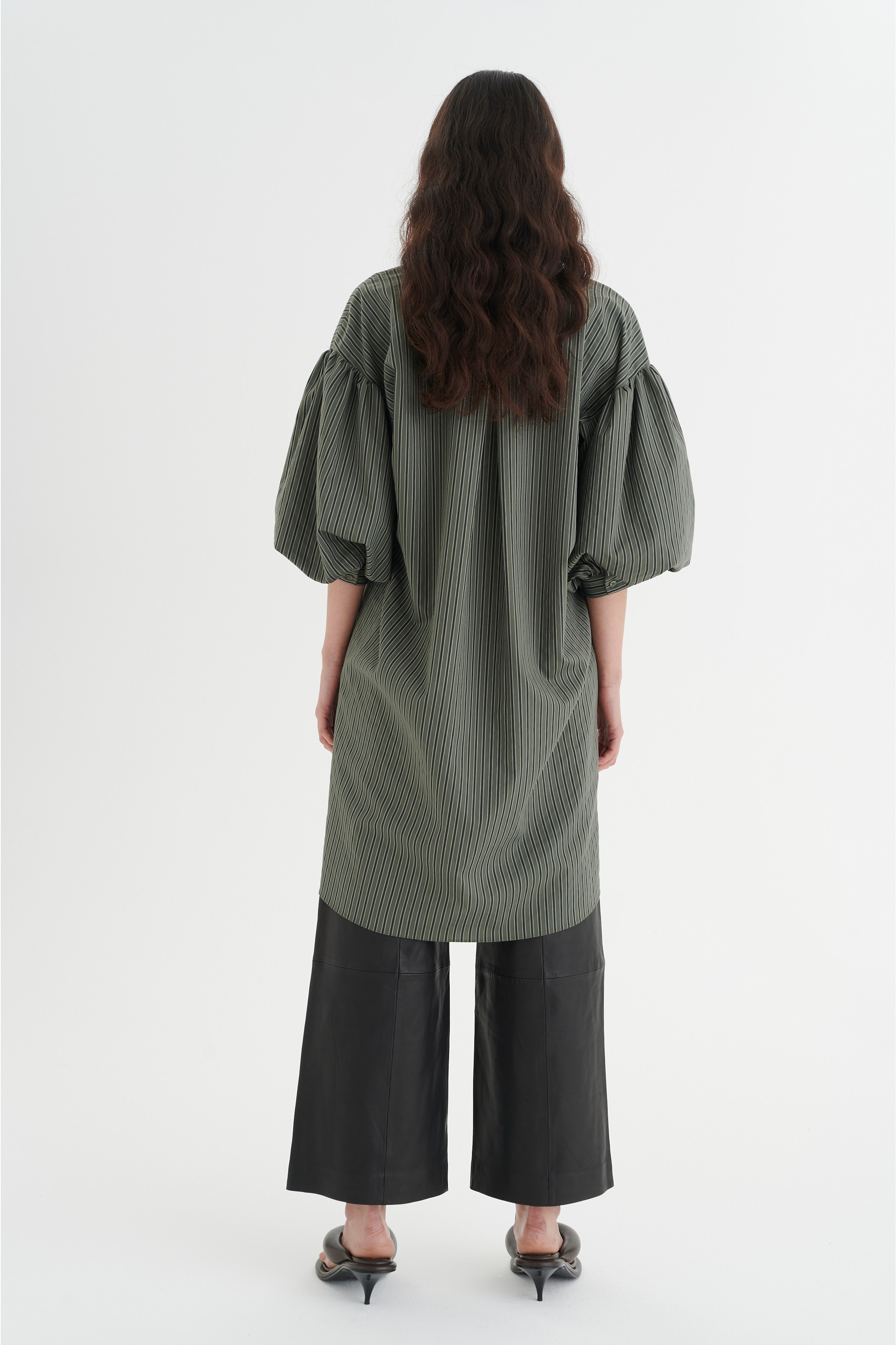 YokoIW Kjole LOOKBOOK FRONT 30106415-300820