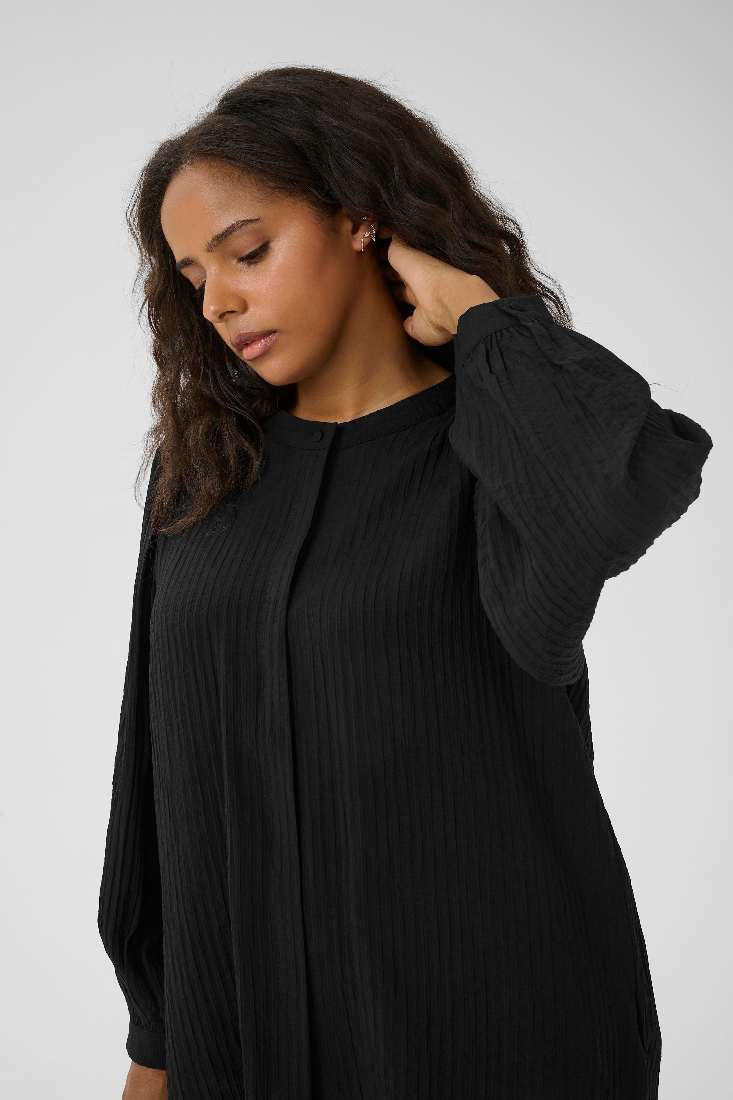 KClisana Shirt LOOKBOOK DETAIL 10583438-100121