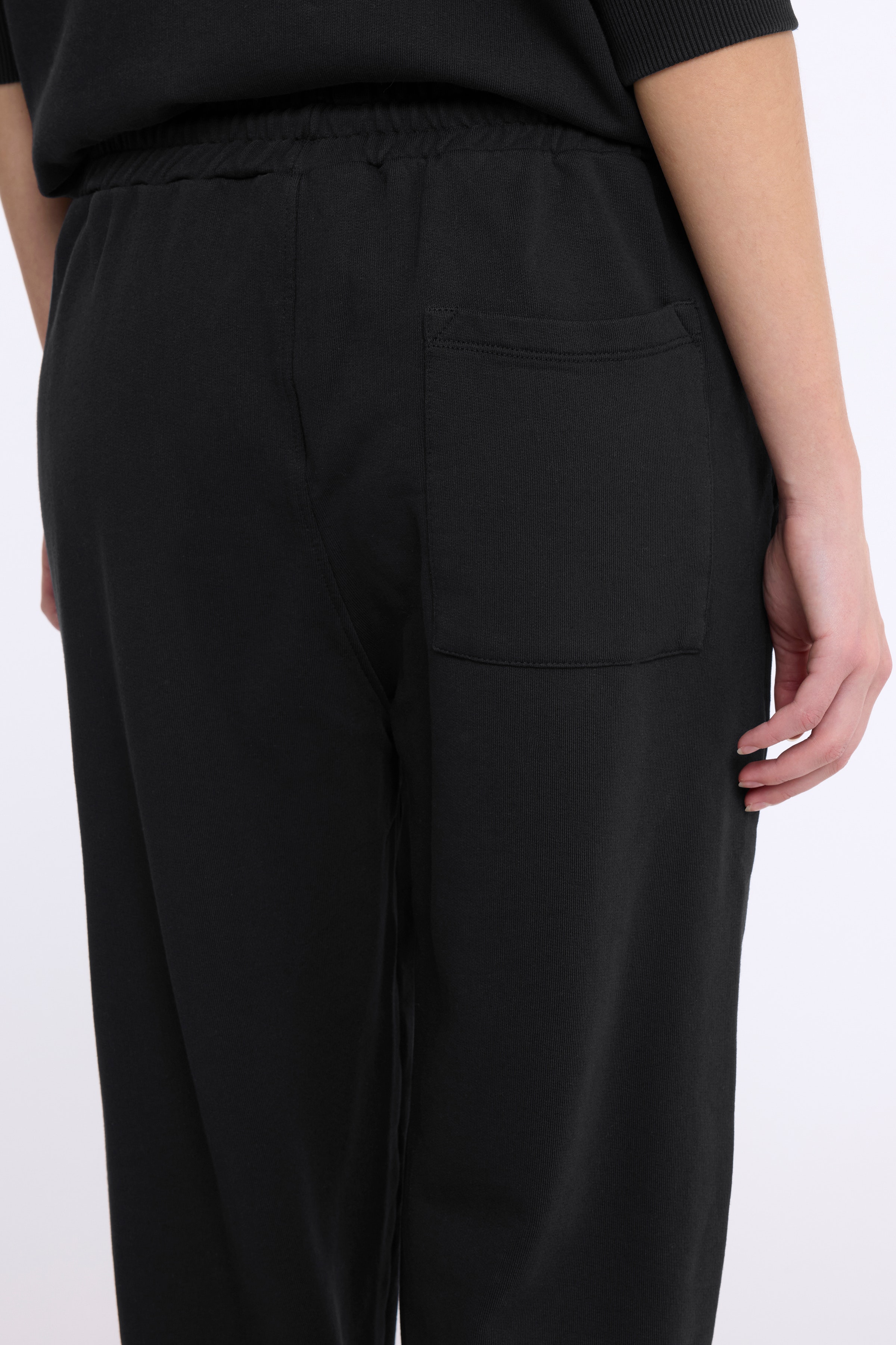 BASAVONA Trousers LOOKBOOK DETAIL 50405149-204005