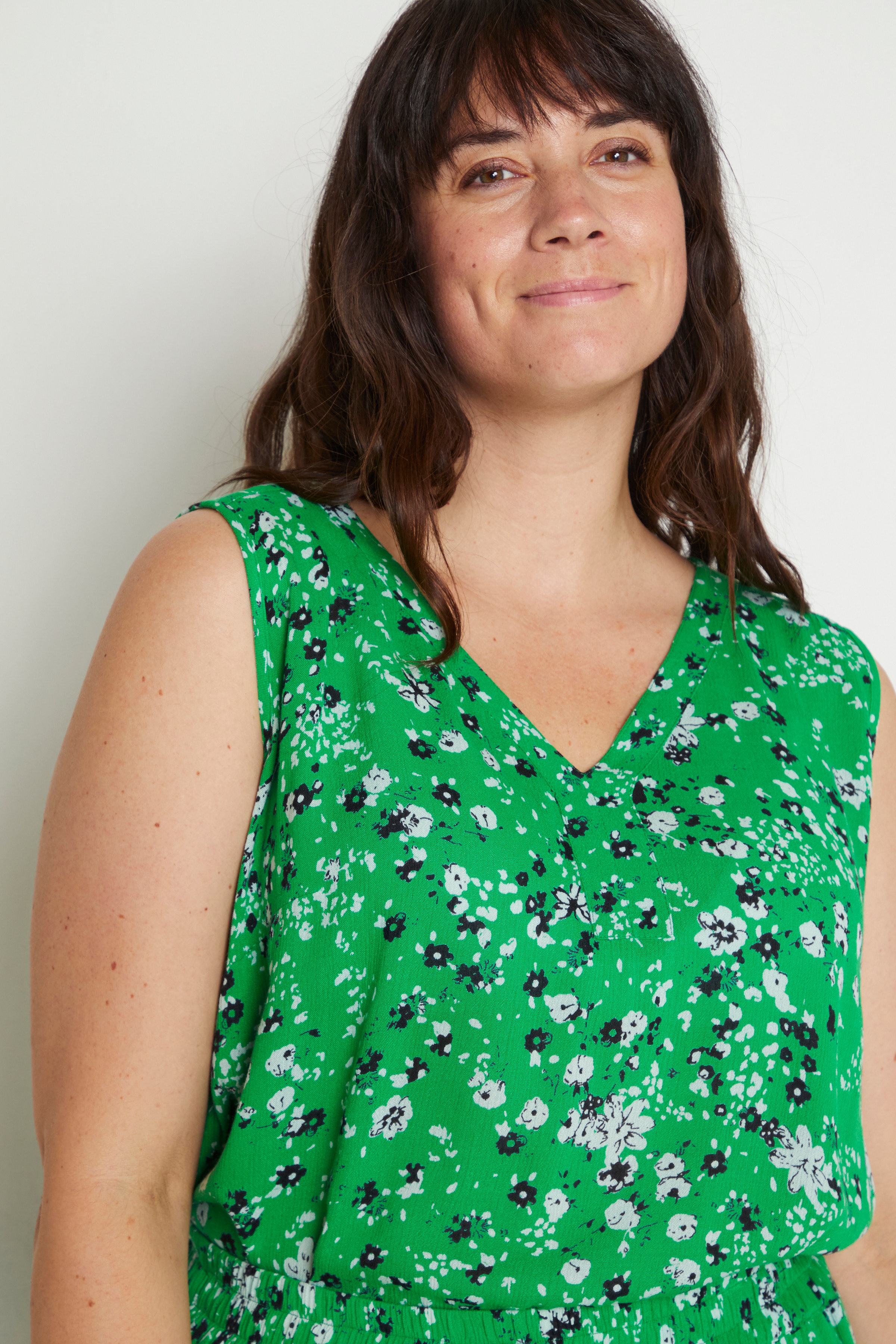 KCvilana Ærmeløs bluse LOOKBOOK DETAIL 10580835-103226