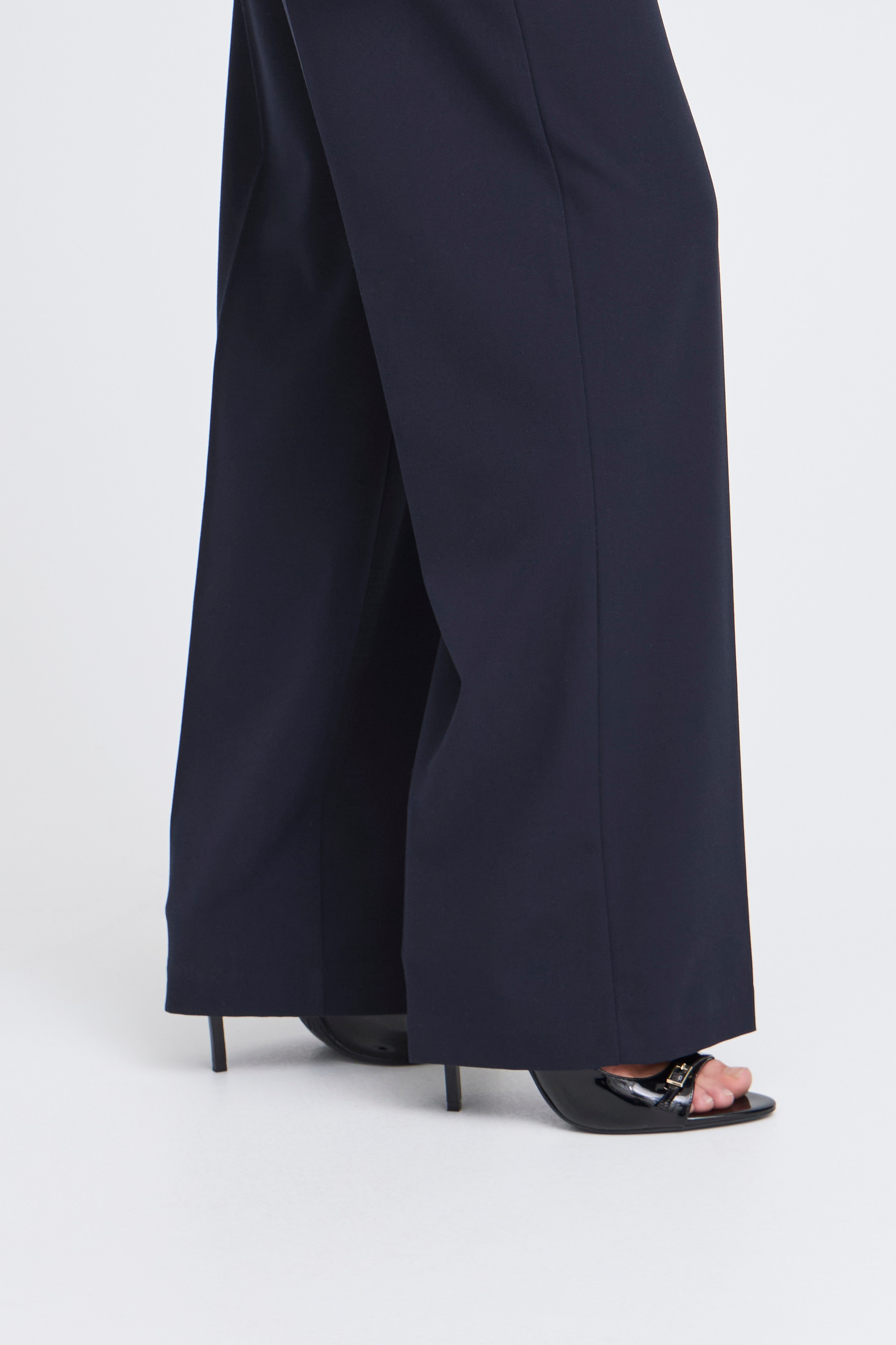 BYDANTA Trousers LOOKBOOK DETAIL 20806640-194020
