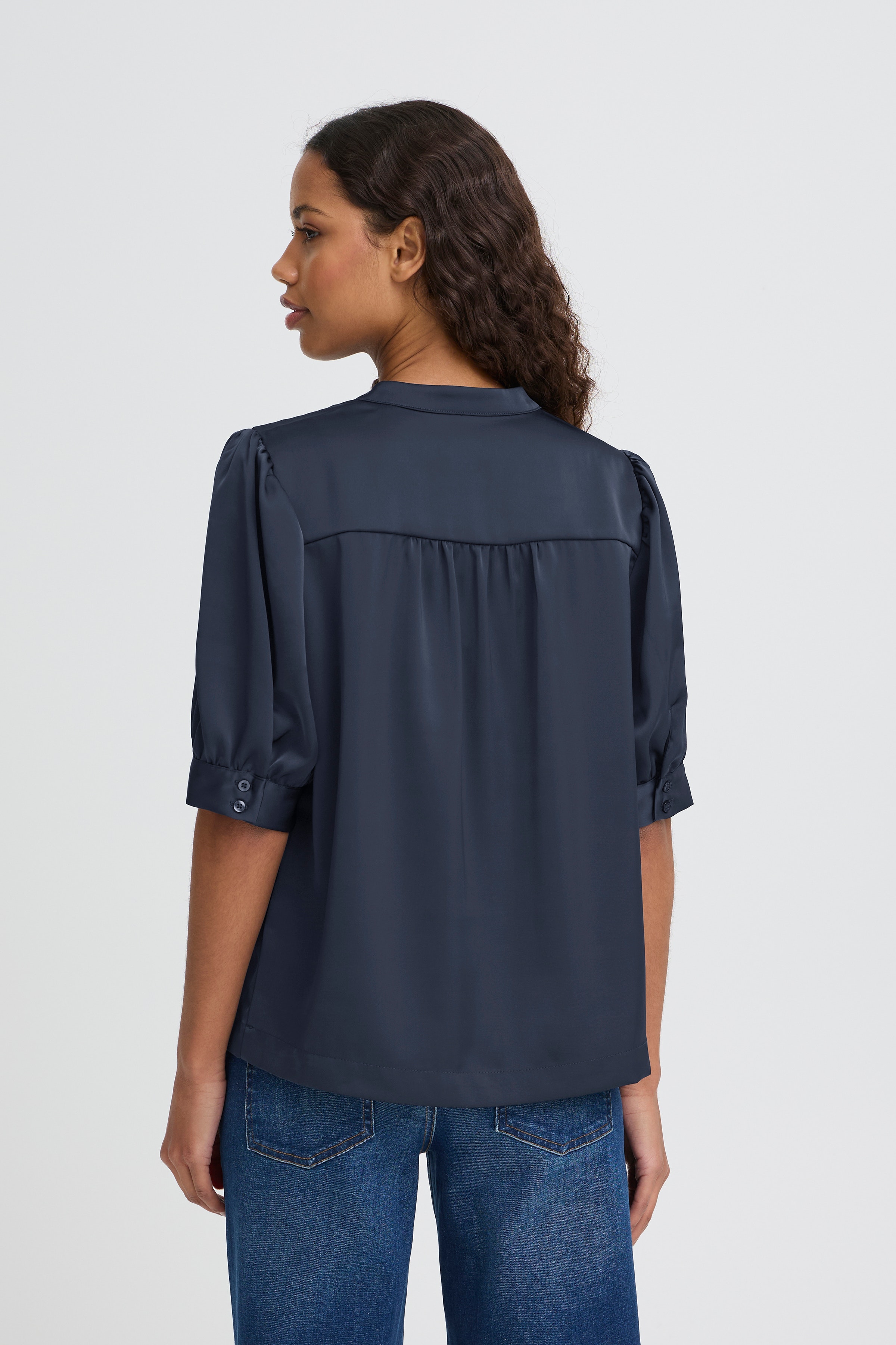 IHLETTA Blouse LOOKBOOK BACK 20125132-194010