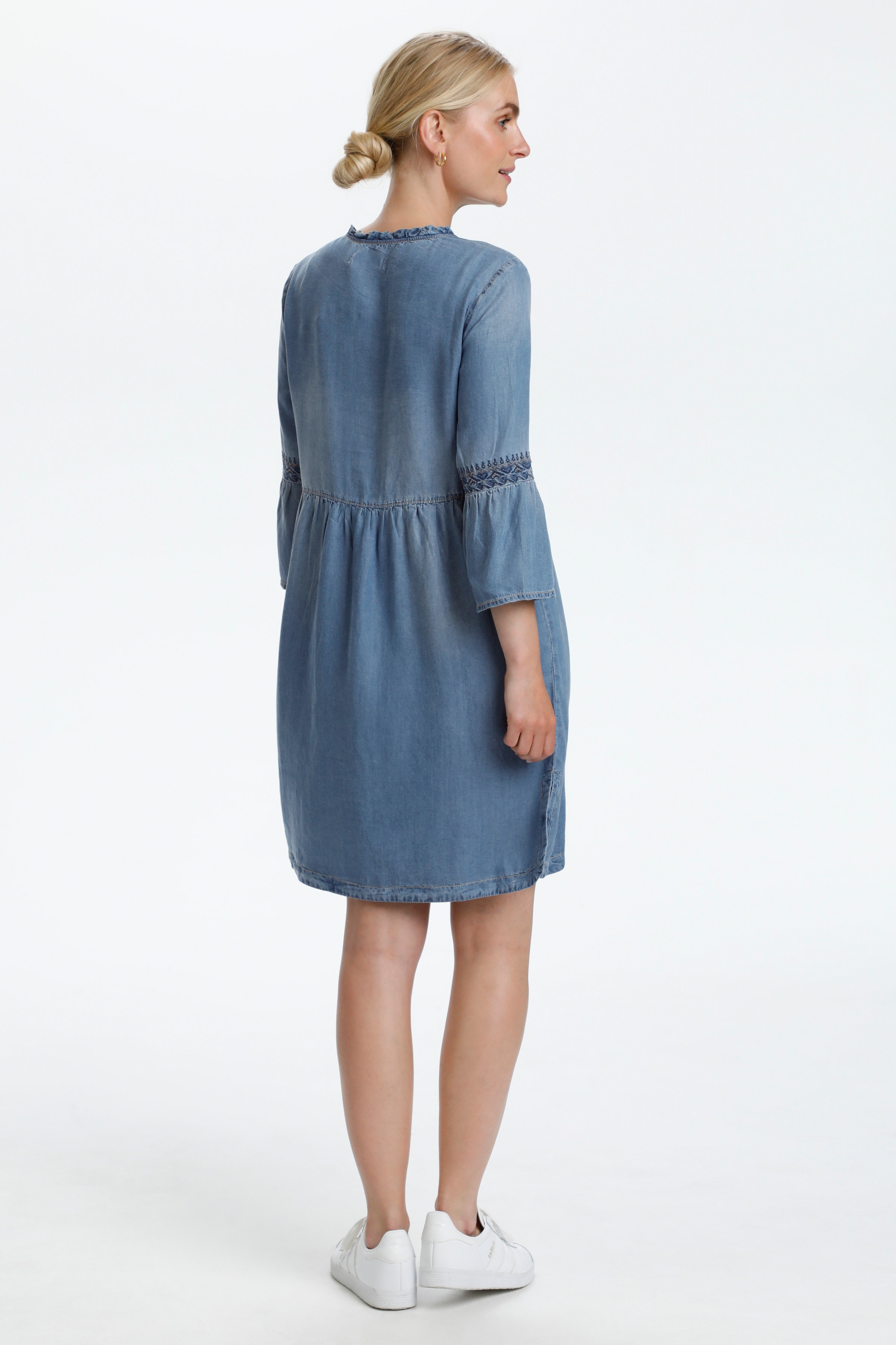 Lussa Dress LOOKBOOK BACK 10602770-62694