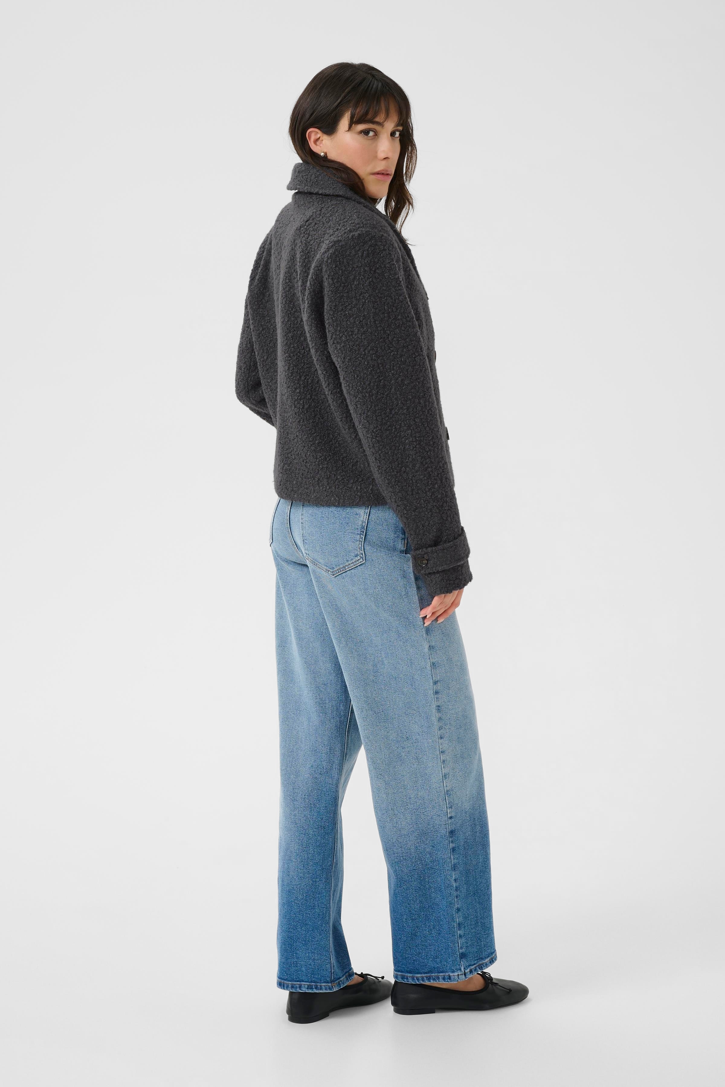 KAanne Coat LOOKBOOK BACK 10509486-190205