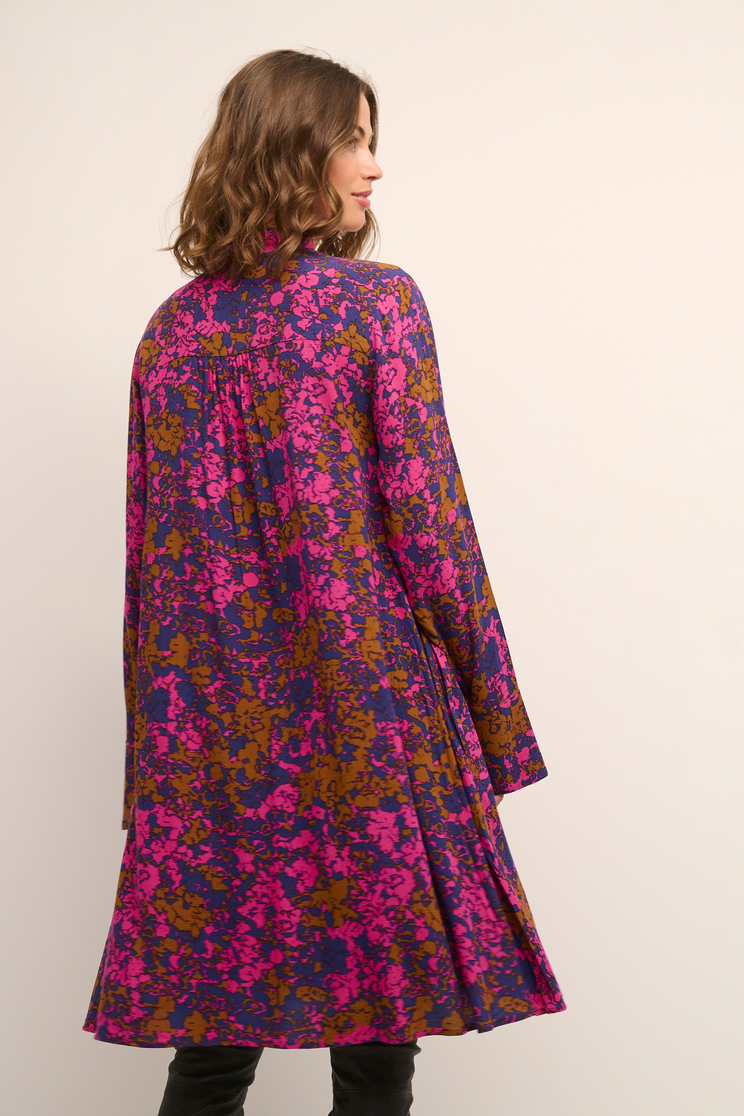 CUvanda Kjole LOOKBOOK BACK 50108908-182436