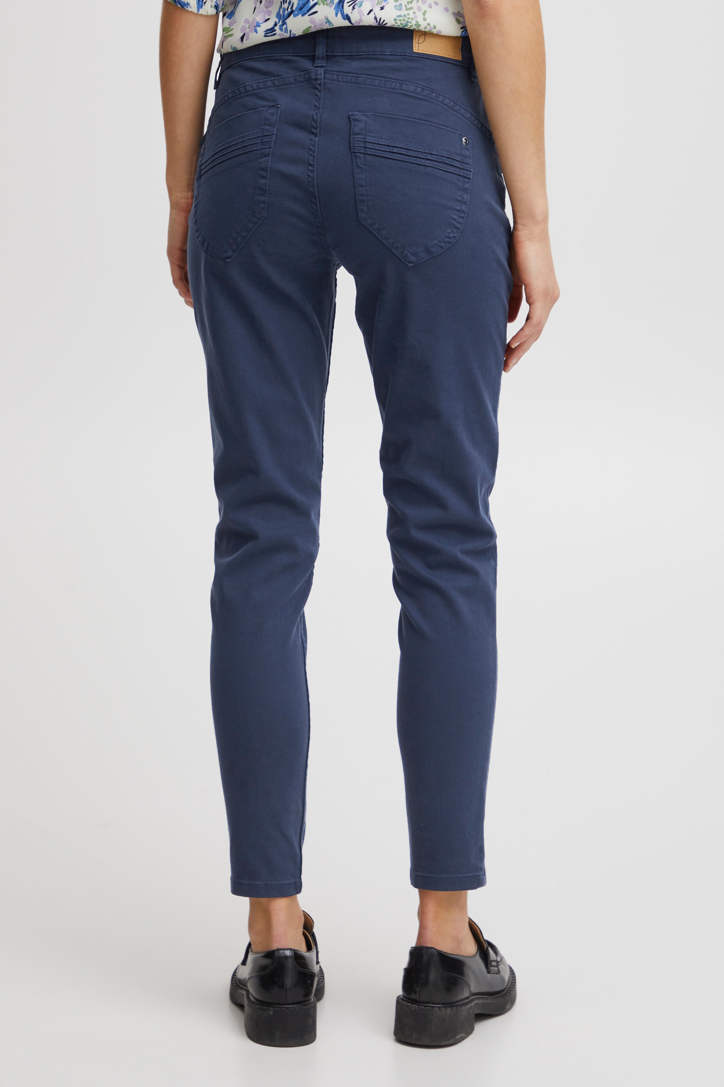 FRFOTWILL Trousers LOOKBOOK FRONT 20610422-193923