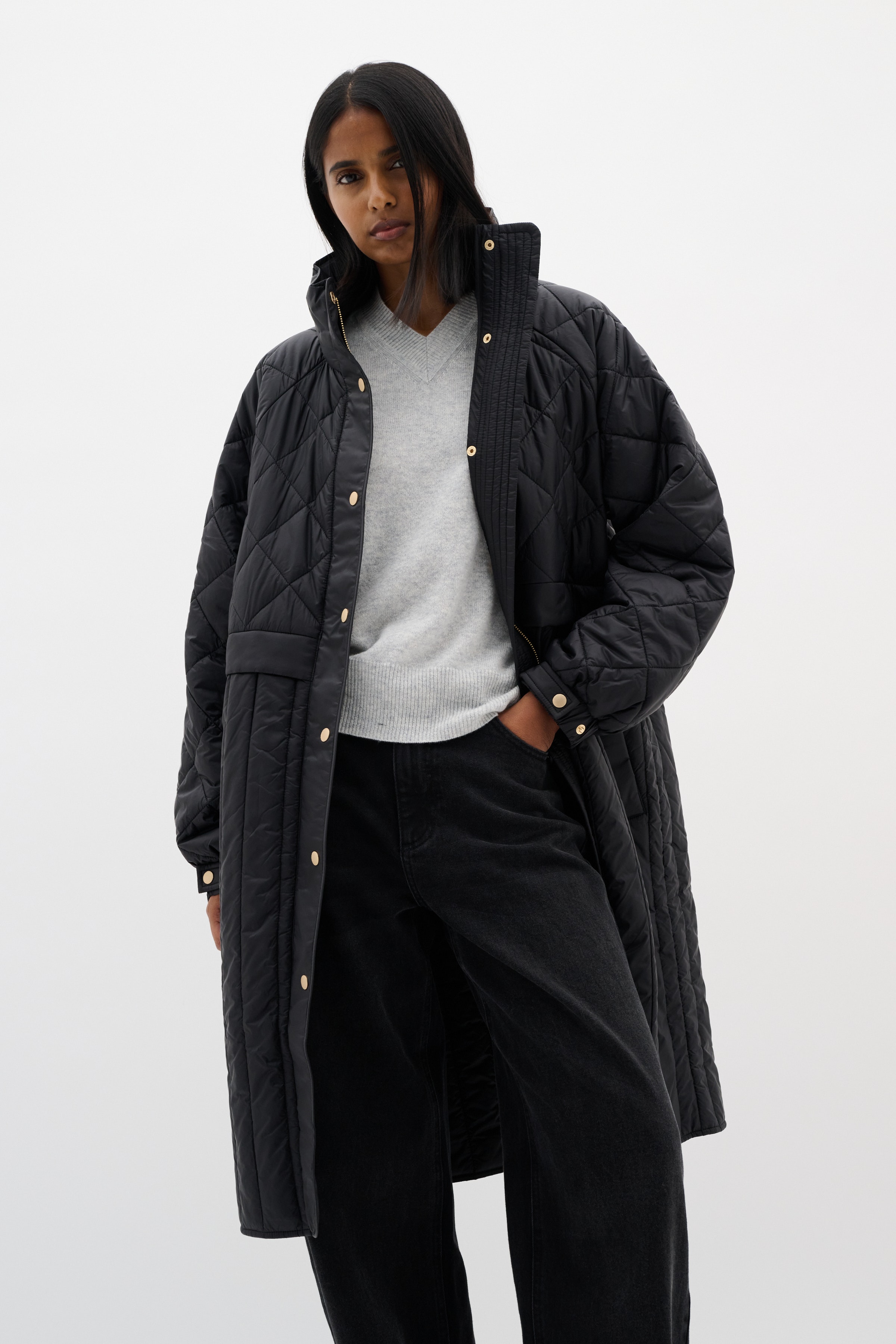 KarmelIW Coat LOOKBOOK FRONT 30110660-194008
