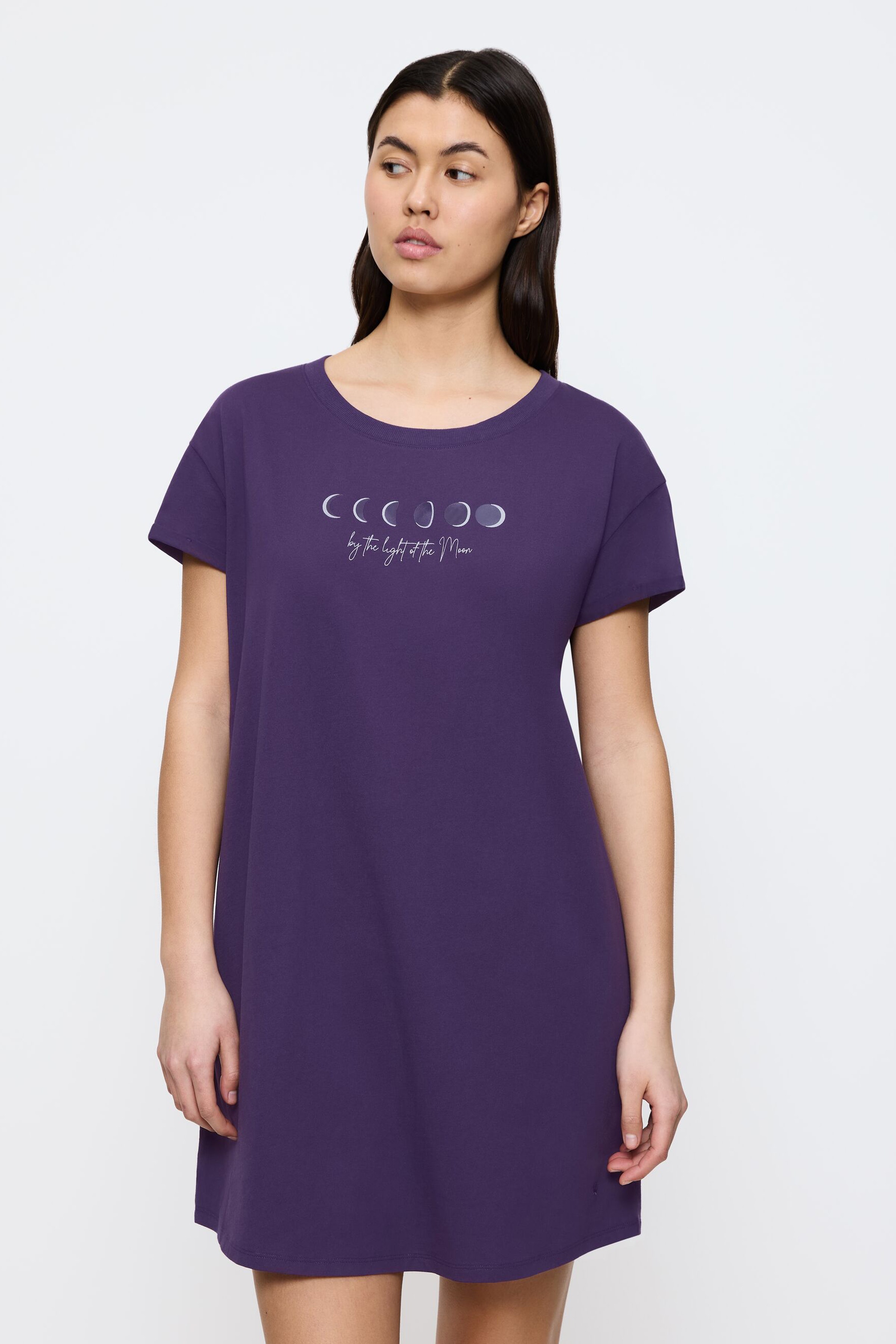 Triumph Night wear LOOKBOOK FRONT 40500265-T00EH