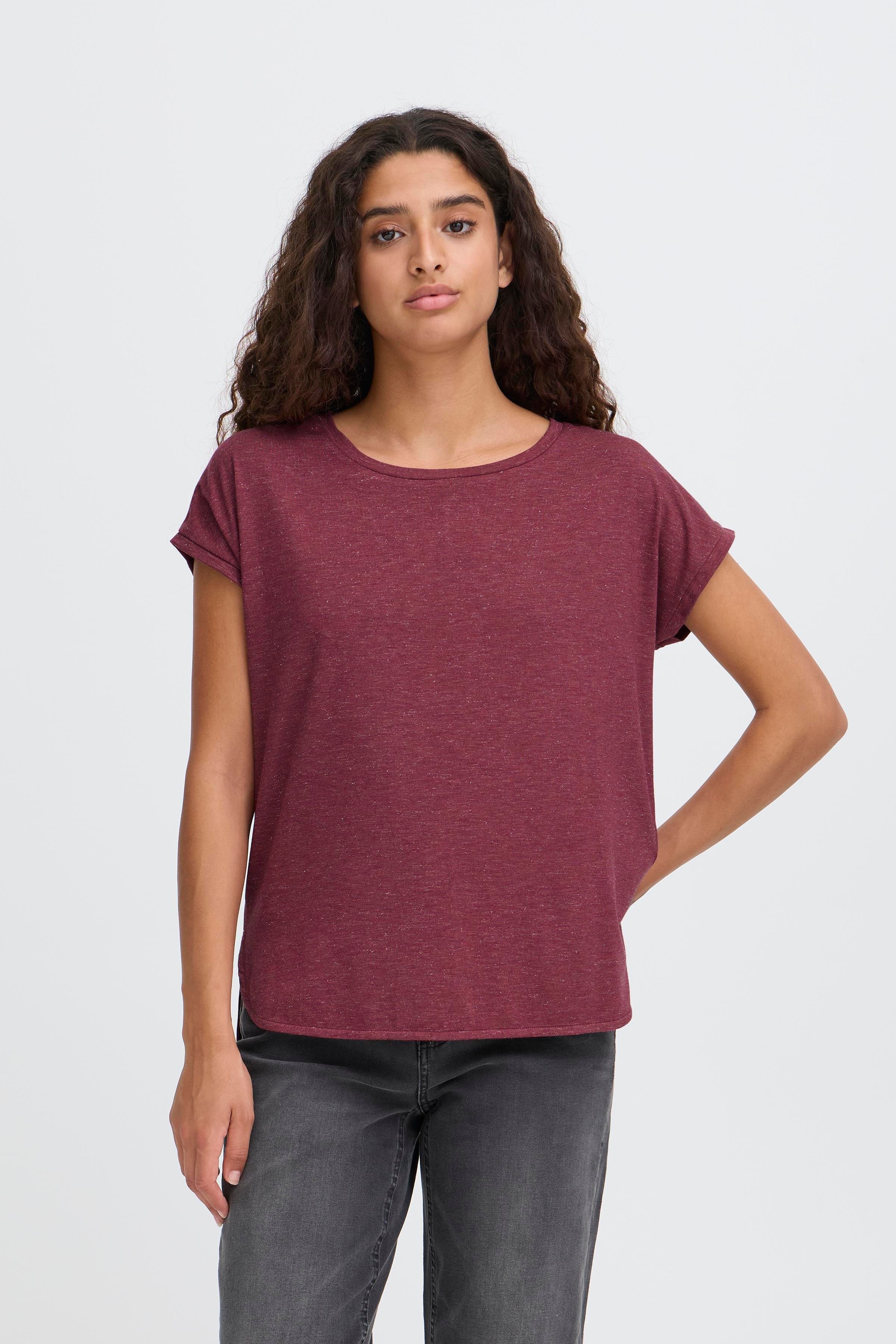 IHREBEL T-shirt LOOKBOOK FRONT 20109945-181619