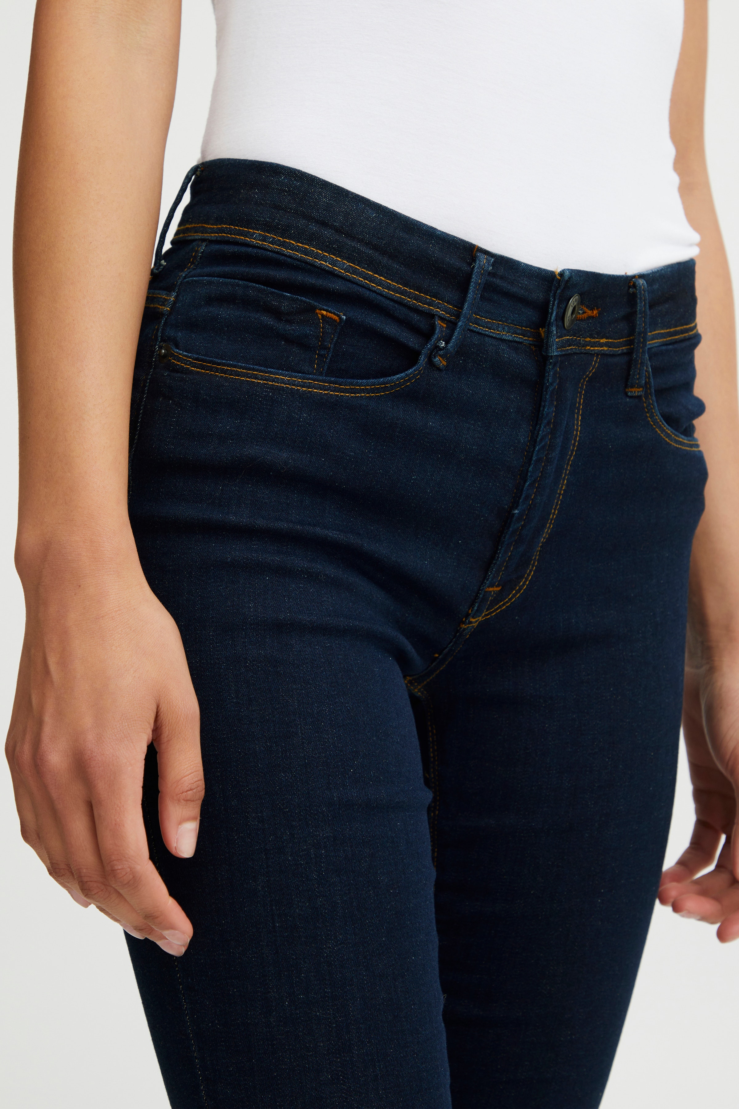 IHERIN Jeans LOOKBOOK DETAIL 102036-19038