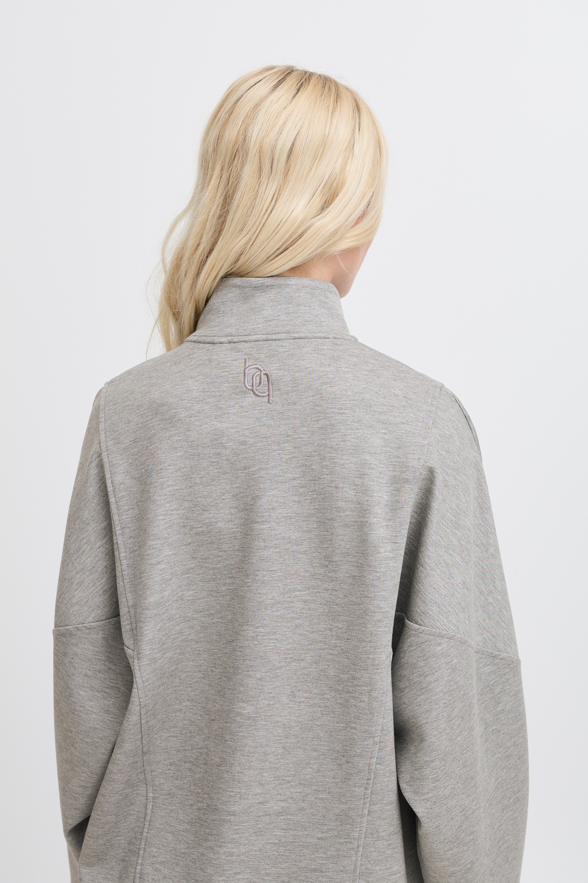 BYPUSTI Sweatshirt LOOKBOOK DETAIL 20818057-200455