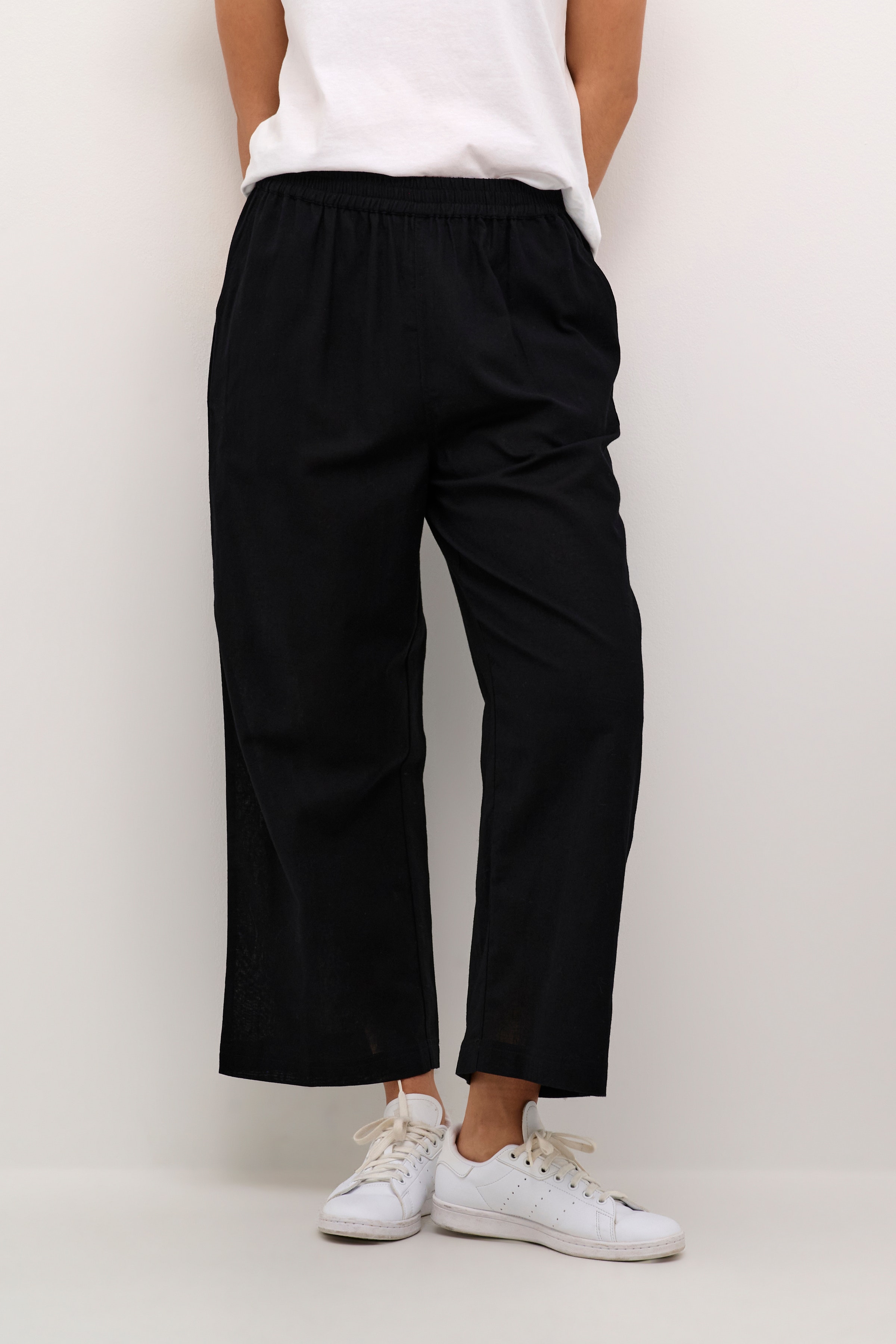 KAvigga Linen Trousers LOOKBOOK FRONT 10508815-100121