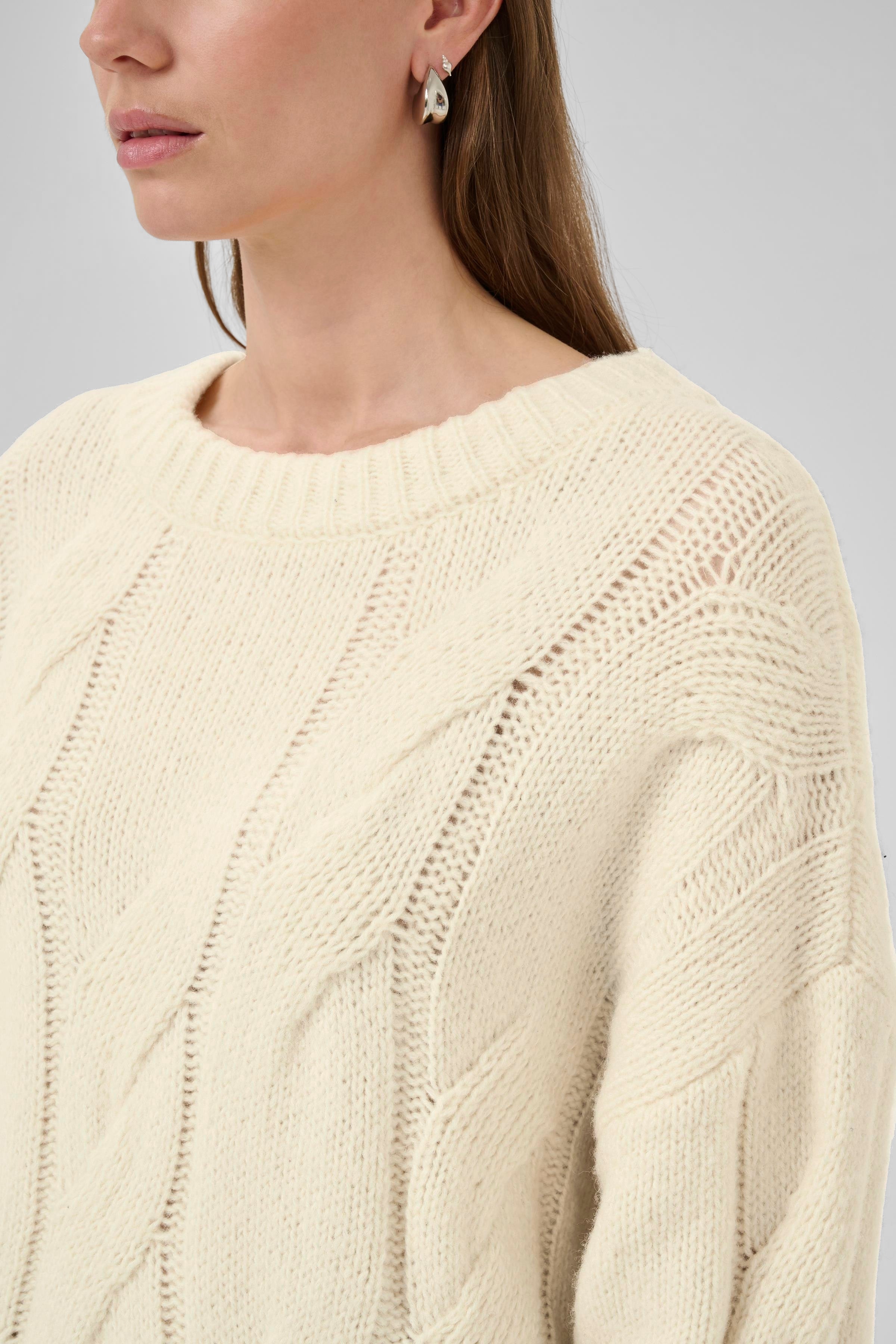 WillMW Pullover LOOKBOOK DETAIL 10705280-110602