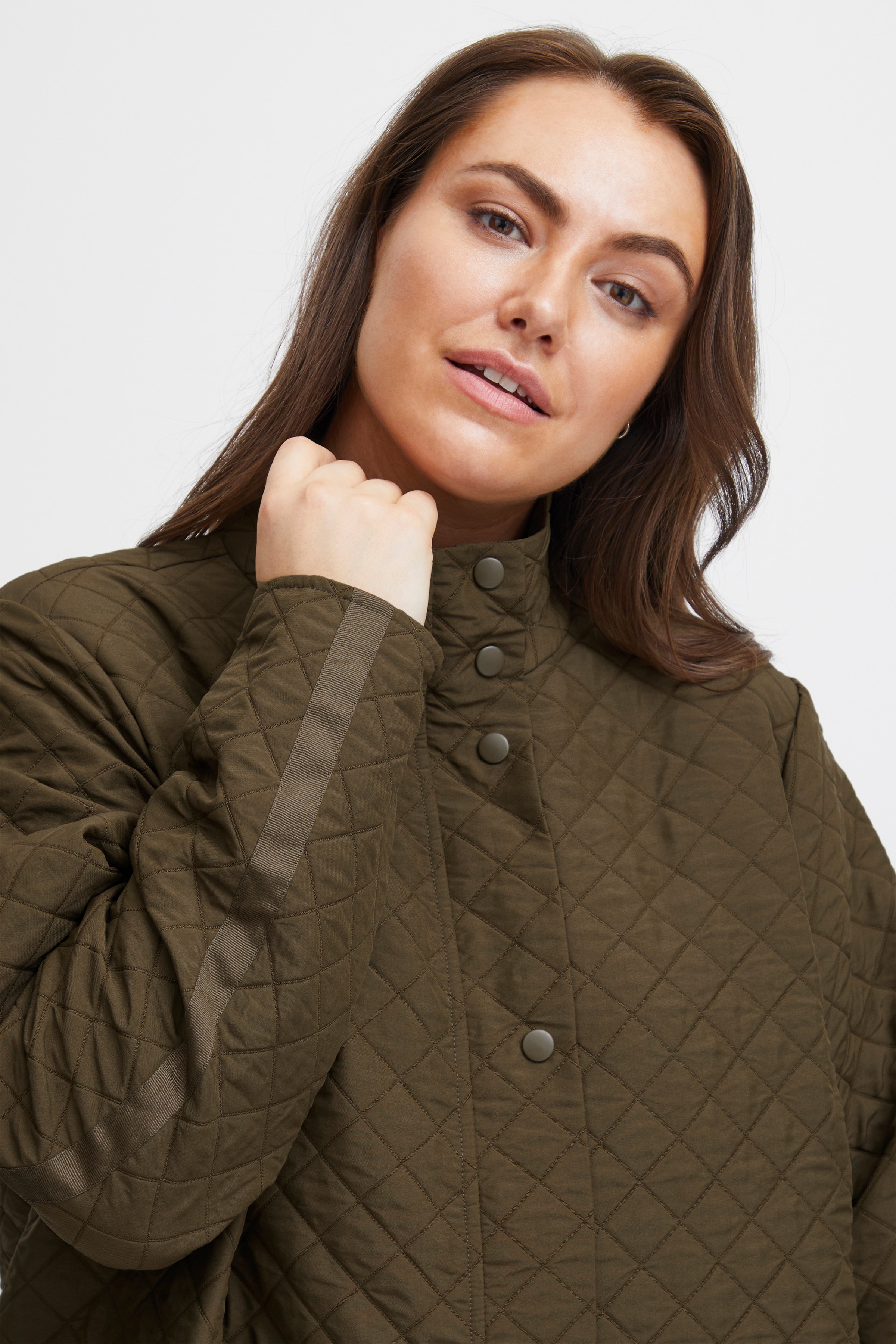 SWNANNA Outerwear LOOKBOOK DETAIL 20613240-190516