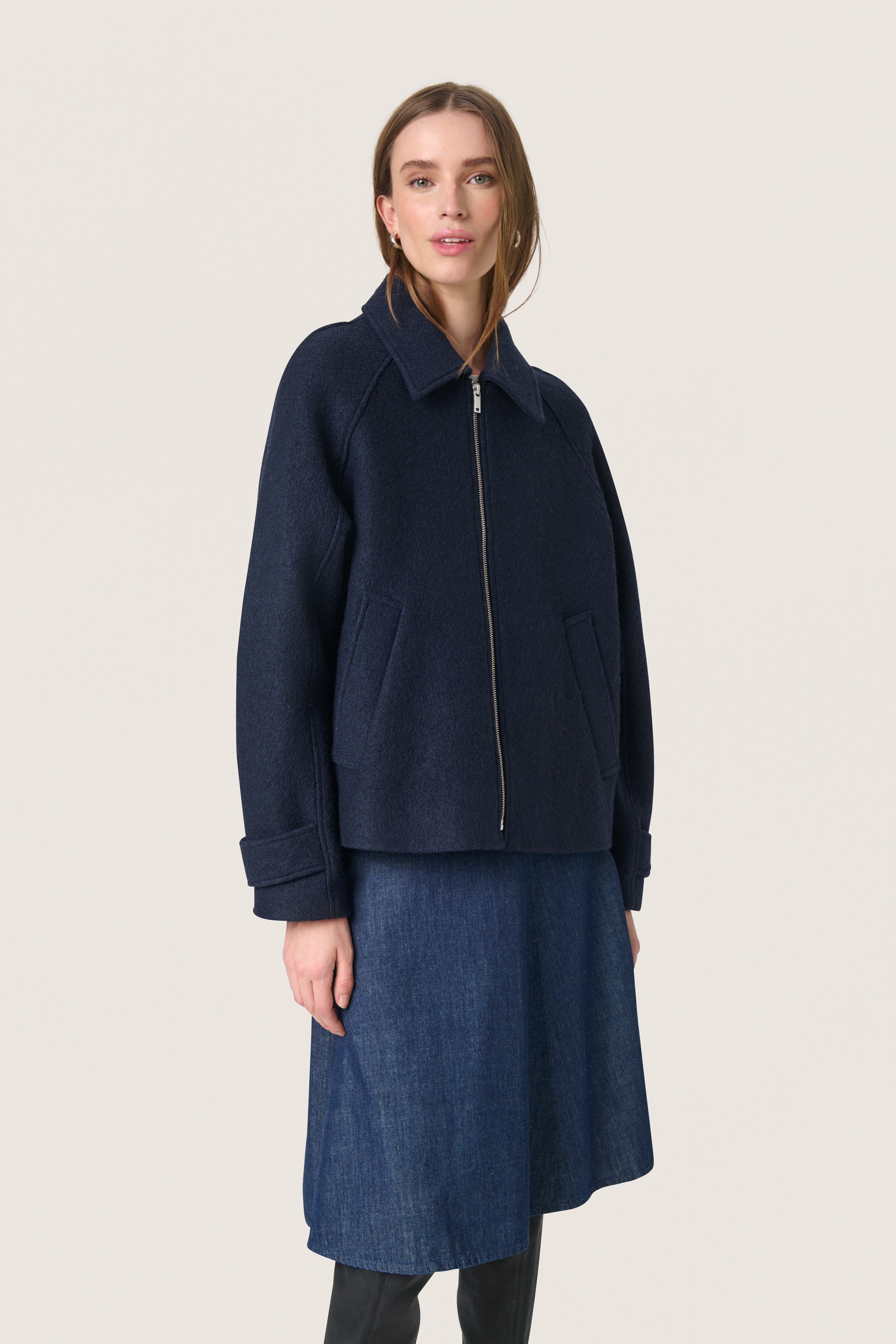 SLAngelina Outerwear LOOKBOOK FRONT 30408390-193922