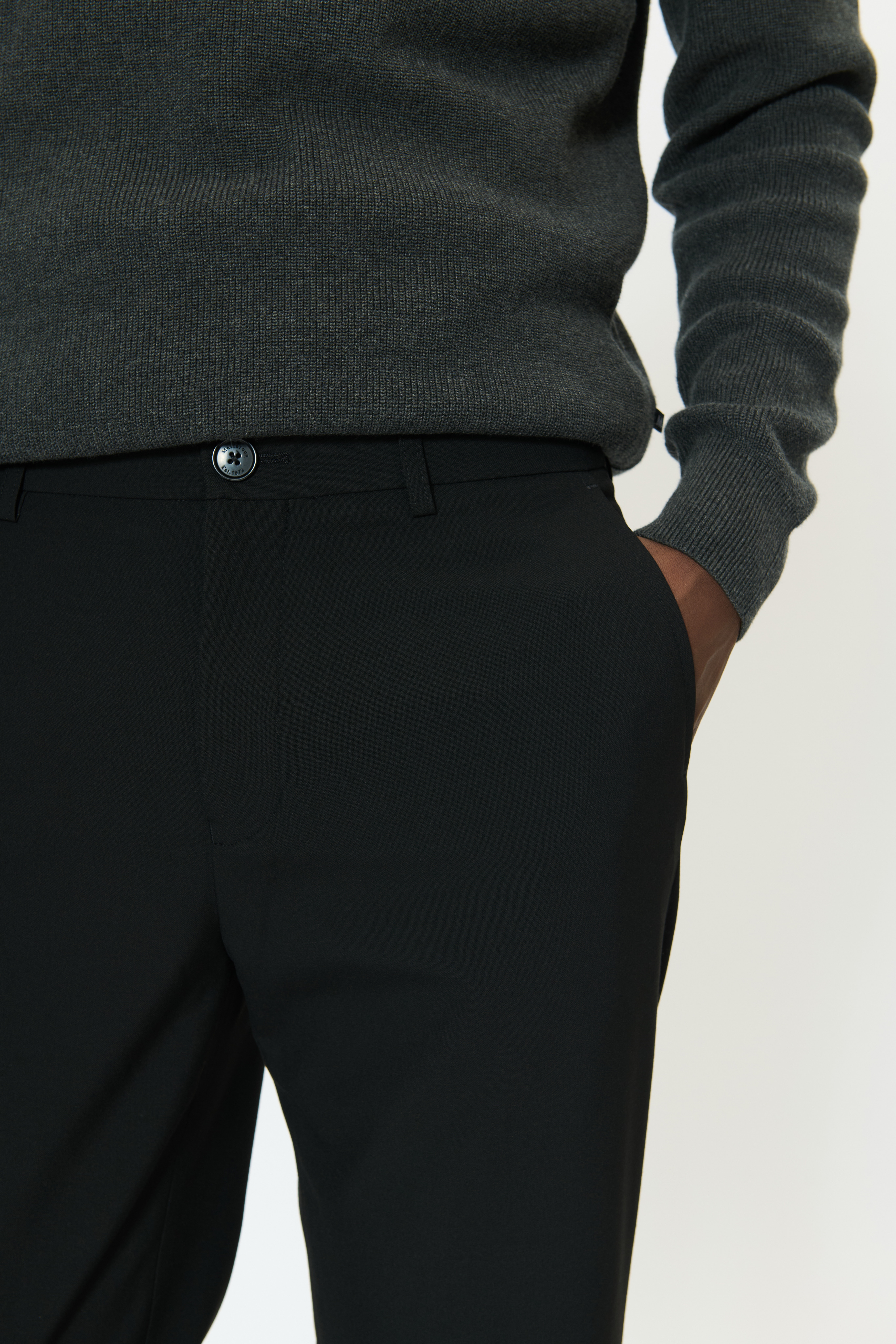 MAliam Hose LOOKBOOK DETAIL 30205157-300275