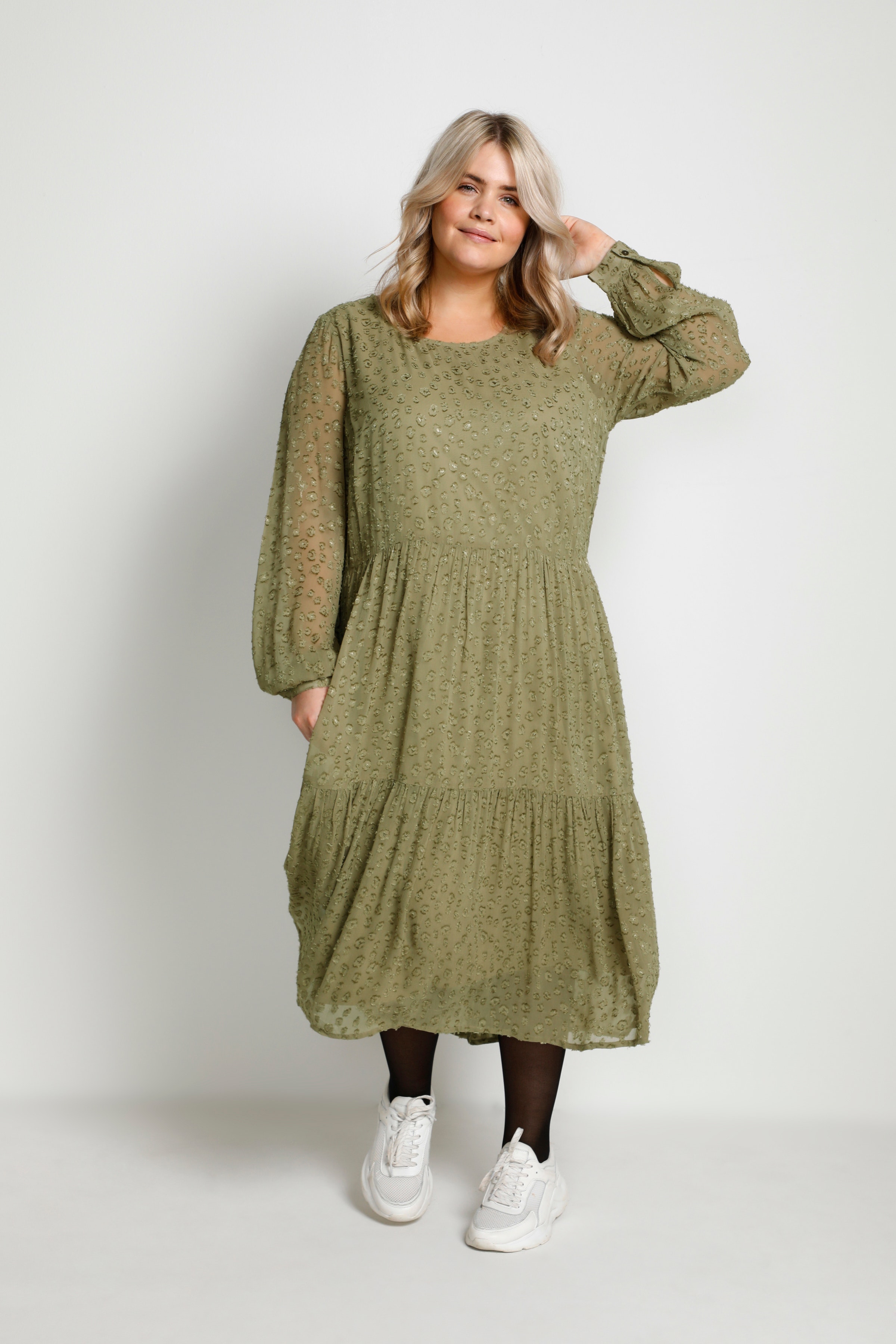 KCclara Klänning LOOKBOOK FRONT 10580975-170618