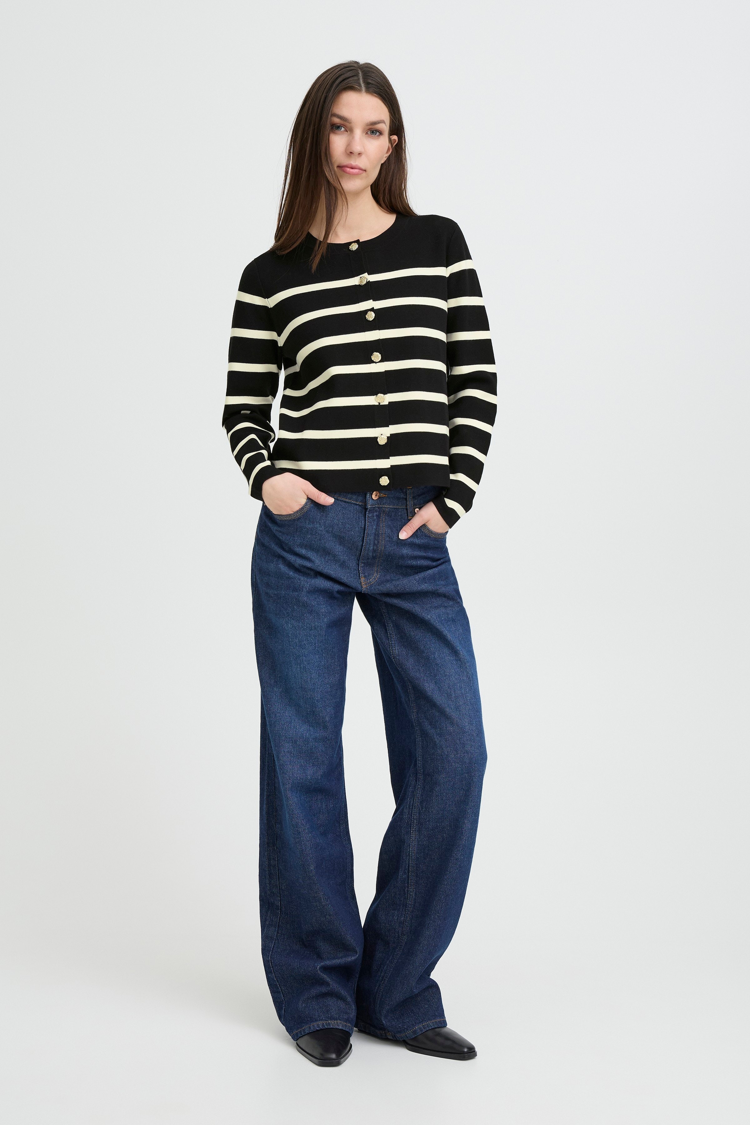 PZSARA Cardigan LOOKBOOK FRONT 50210257-900003361