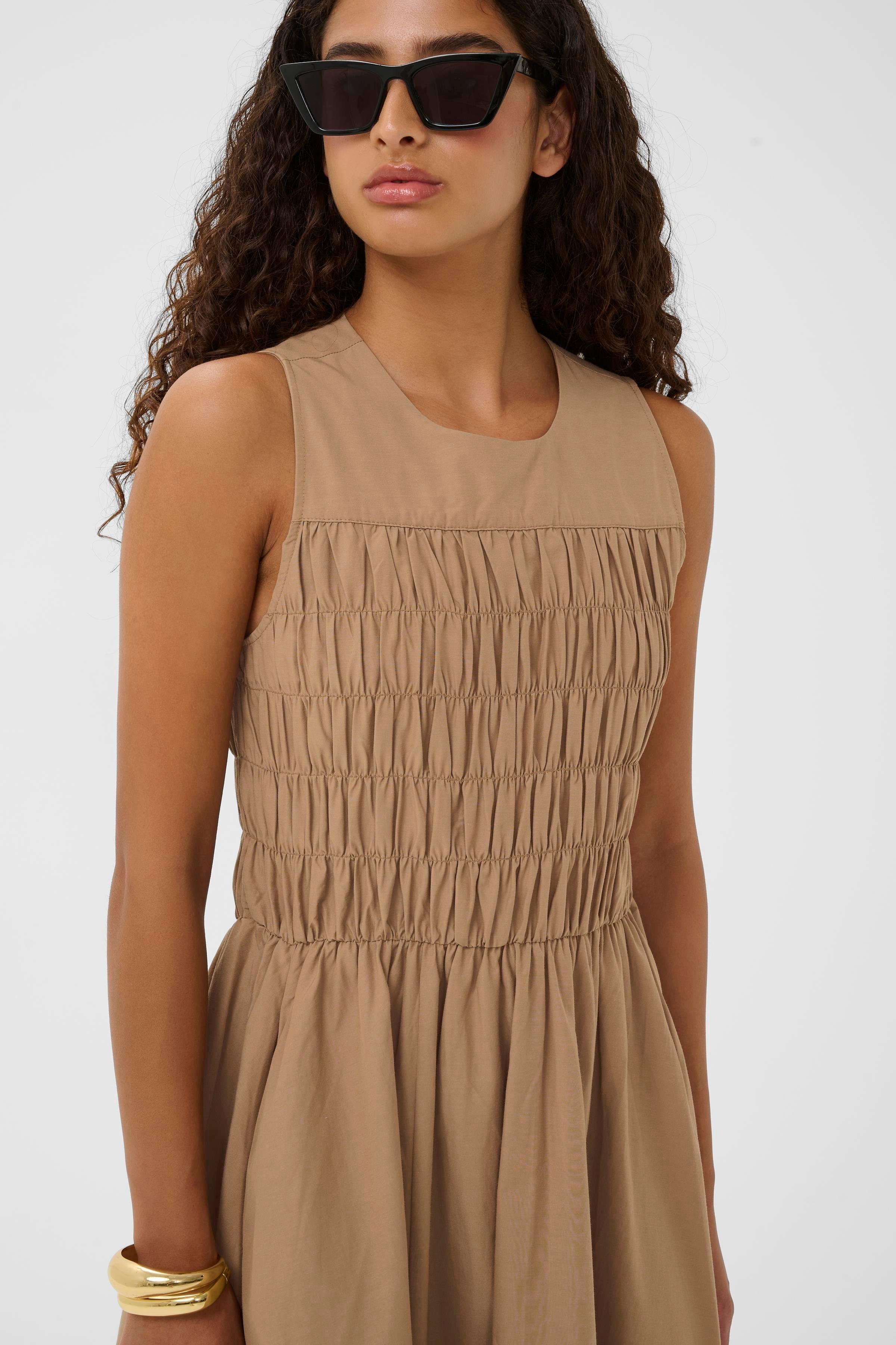 YachiIW Kjole LOOKBOOK FRONT 30106430-171319