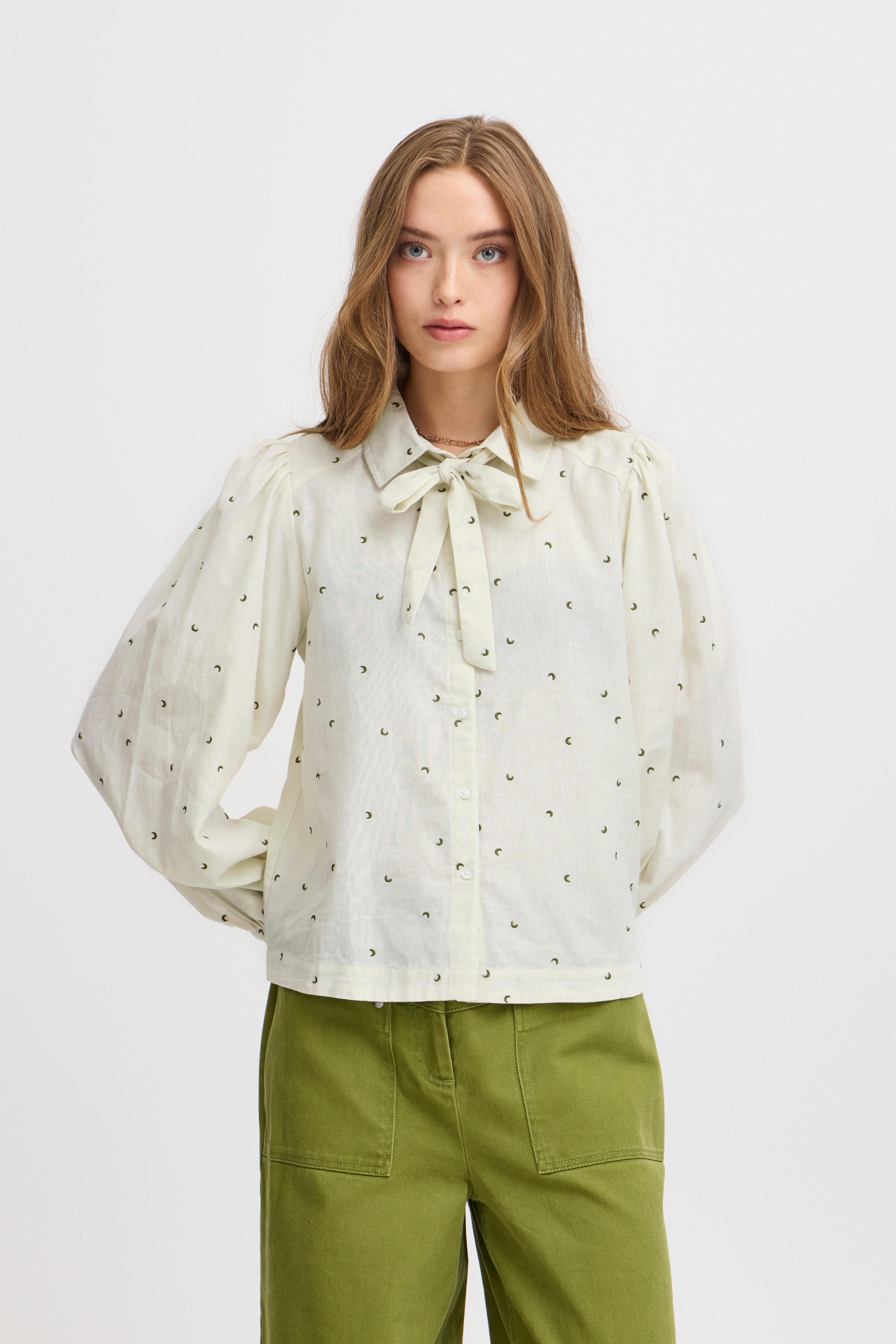 IRLUNE Shirt LOOKBOOK FRONT 20121748-203593