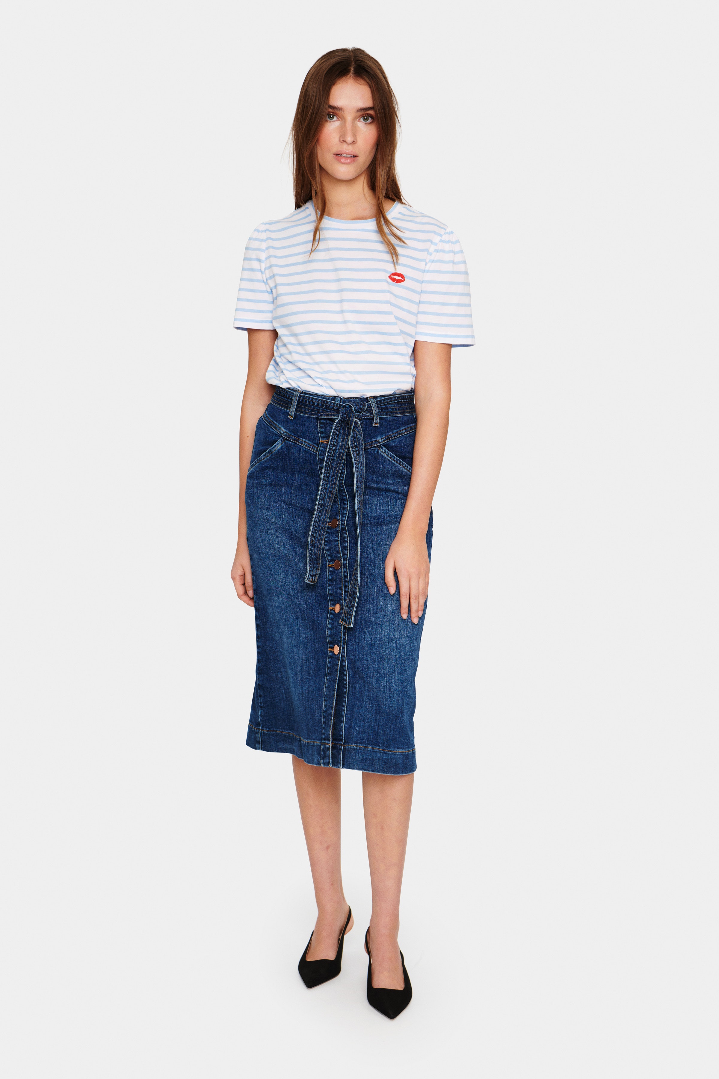 TairaSZ T-shirt LOOKBOOK FRONT 30512405-154030