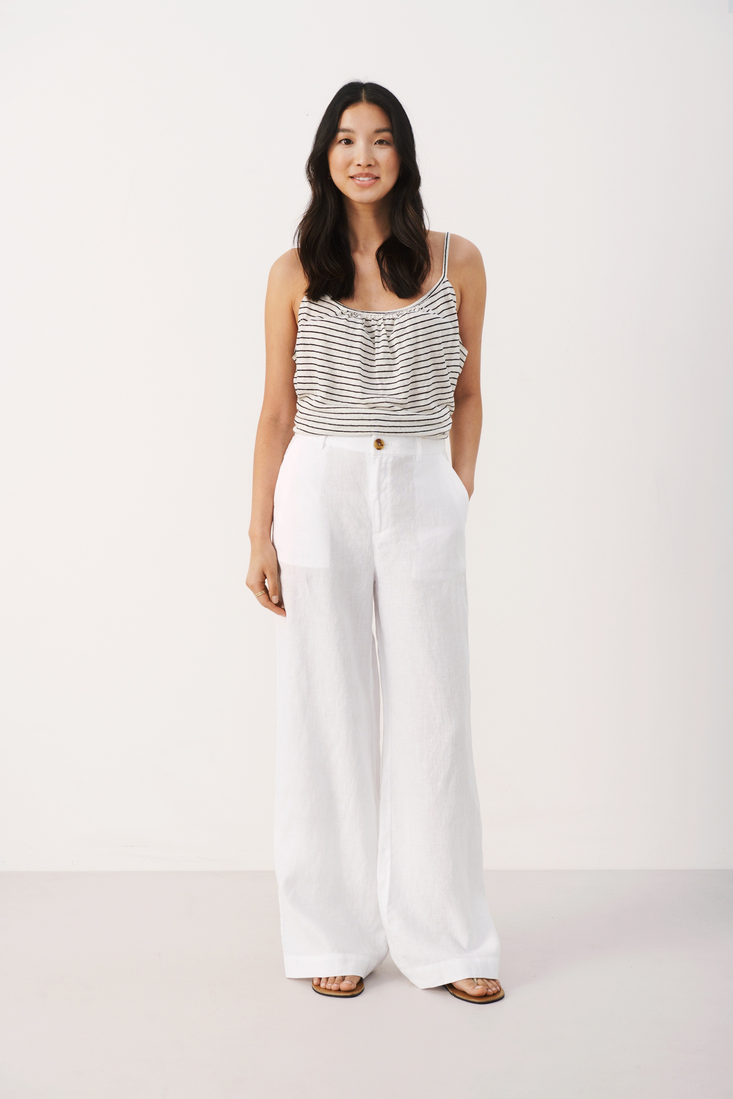 NinnesPW Linen trousers LOOKBOOK FRONT 30307724-110601