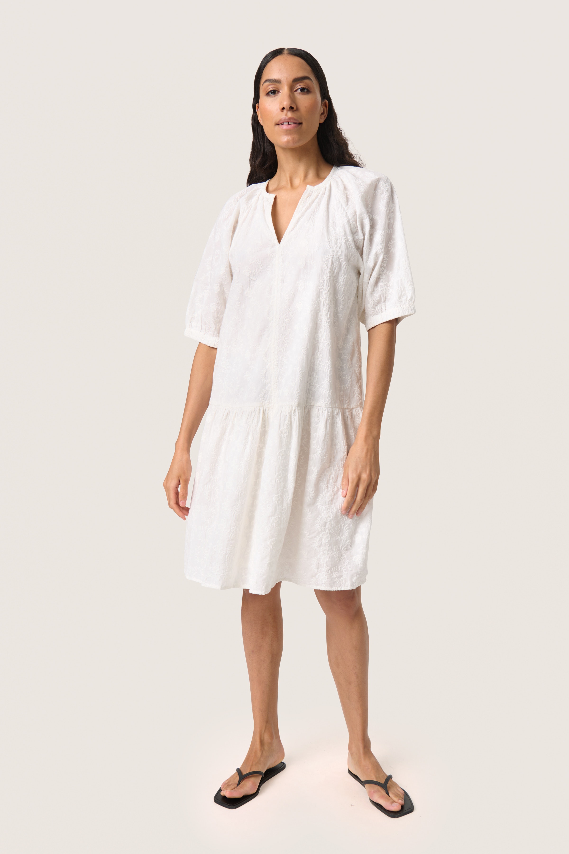 SLIsja Jurk LOOKBOOK FRONT 30408673-111001