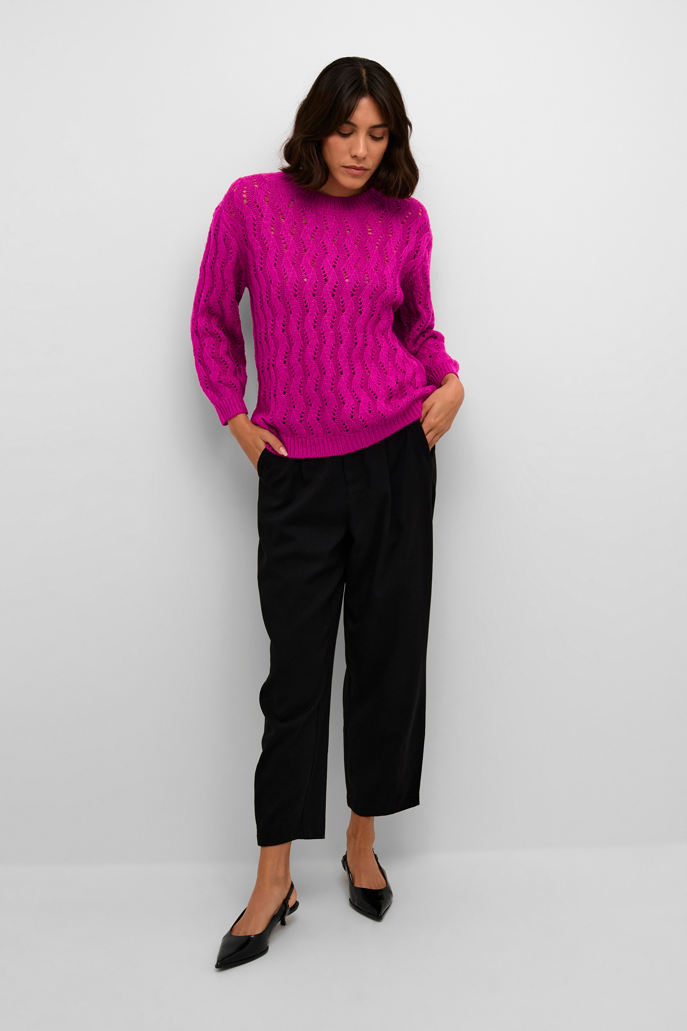 KAlena Pullover LOOKBOOK FRONT 10508807-192434