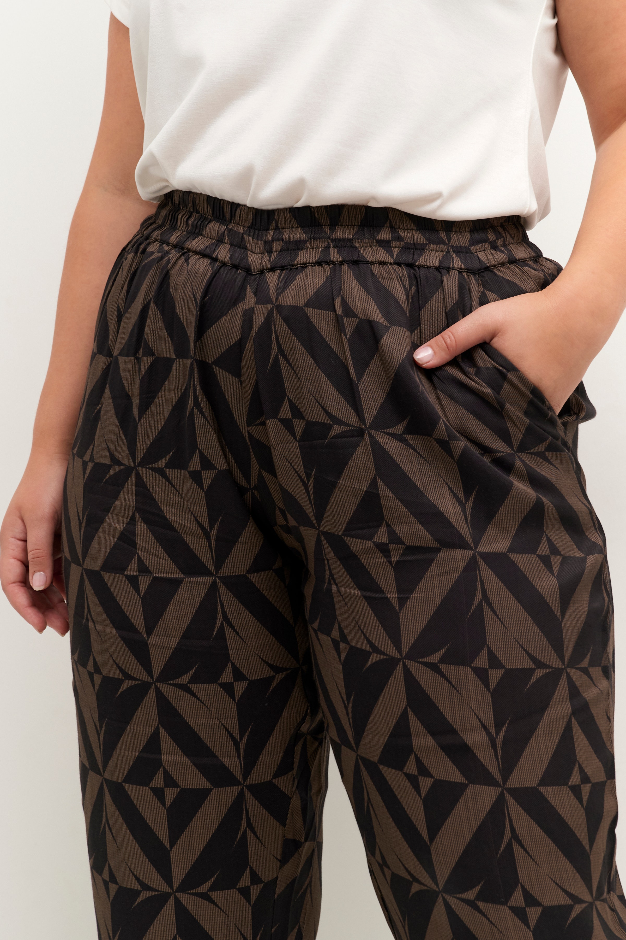 KCkarena Byxor LOOKBOOK DETAIL 10581371-103521