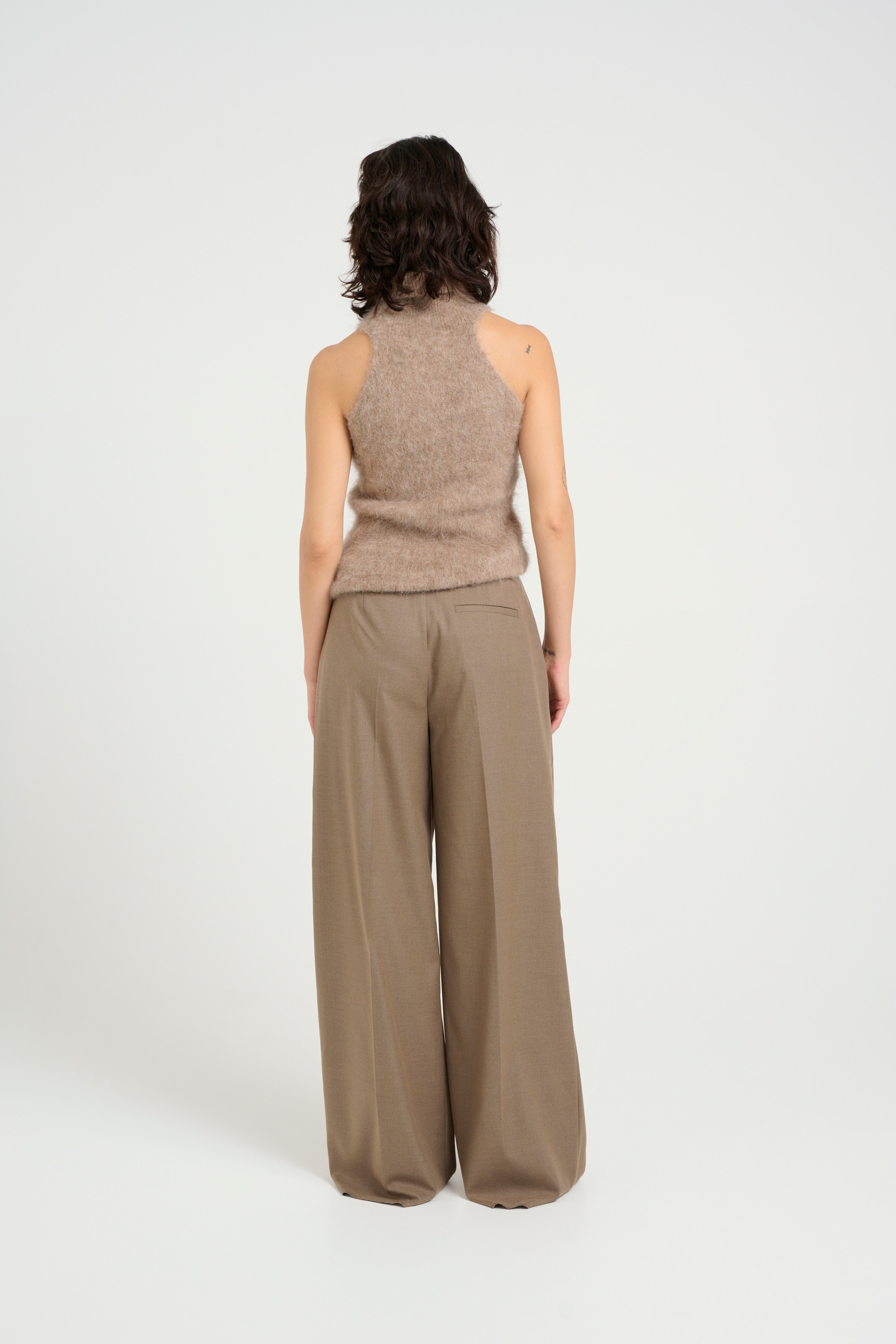 CaciaGZ Trousers LOOKBOOK BACK 10909729-106856