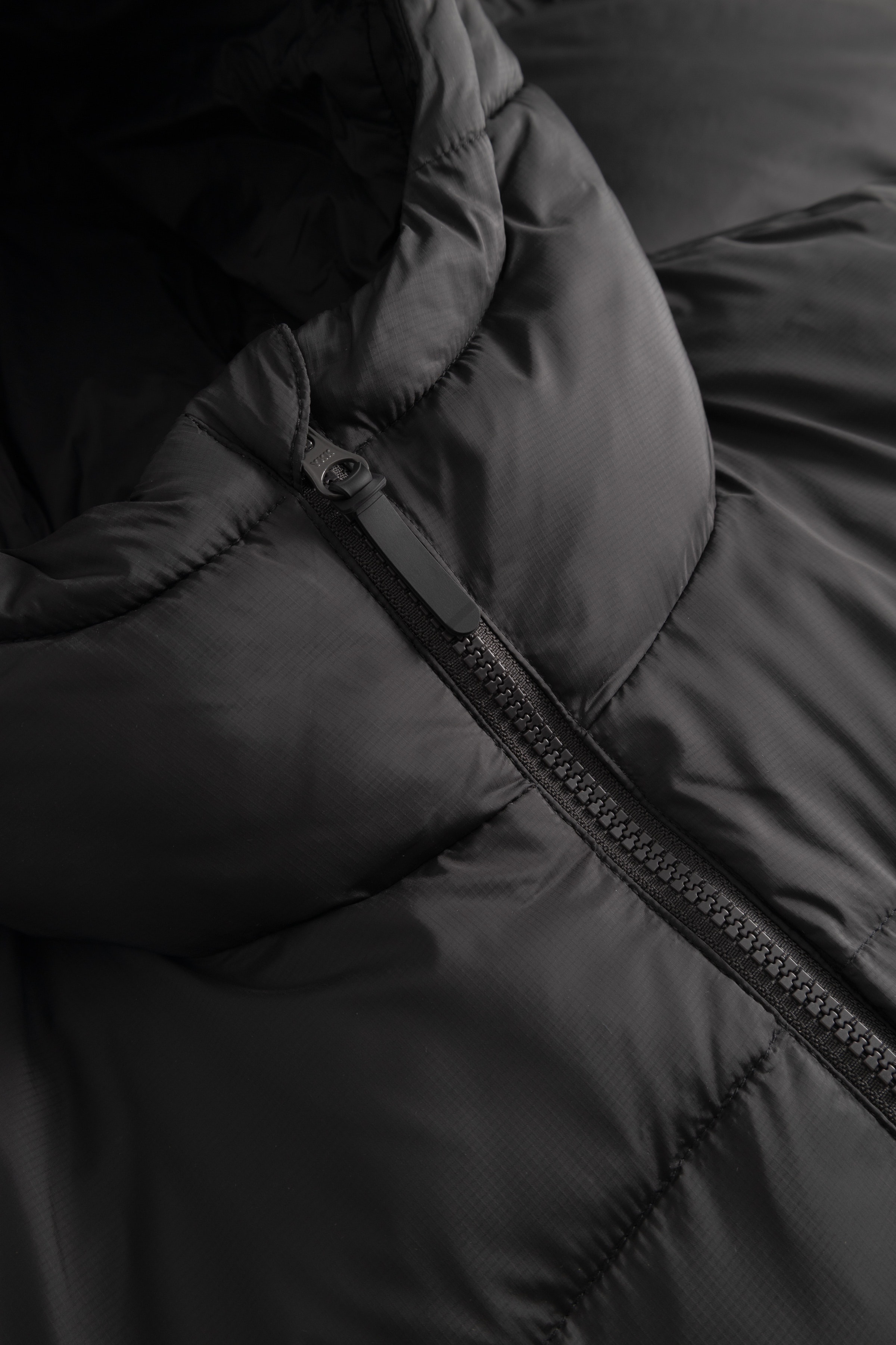 WWClaus Outerwear PACK DETAIL 30251855-303700