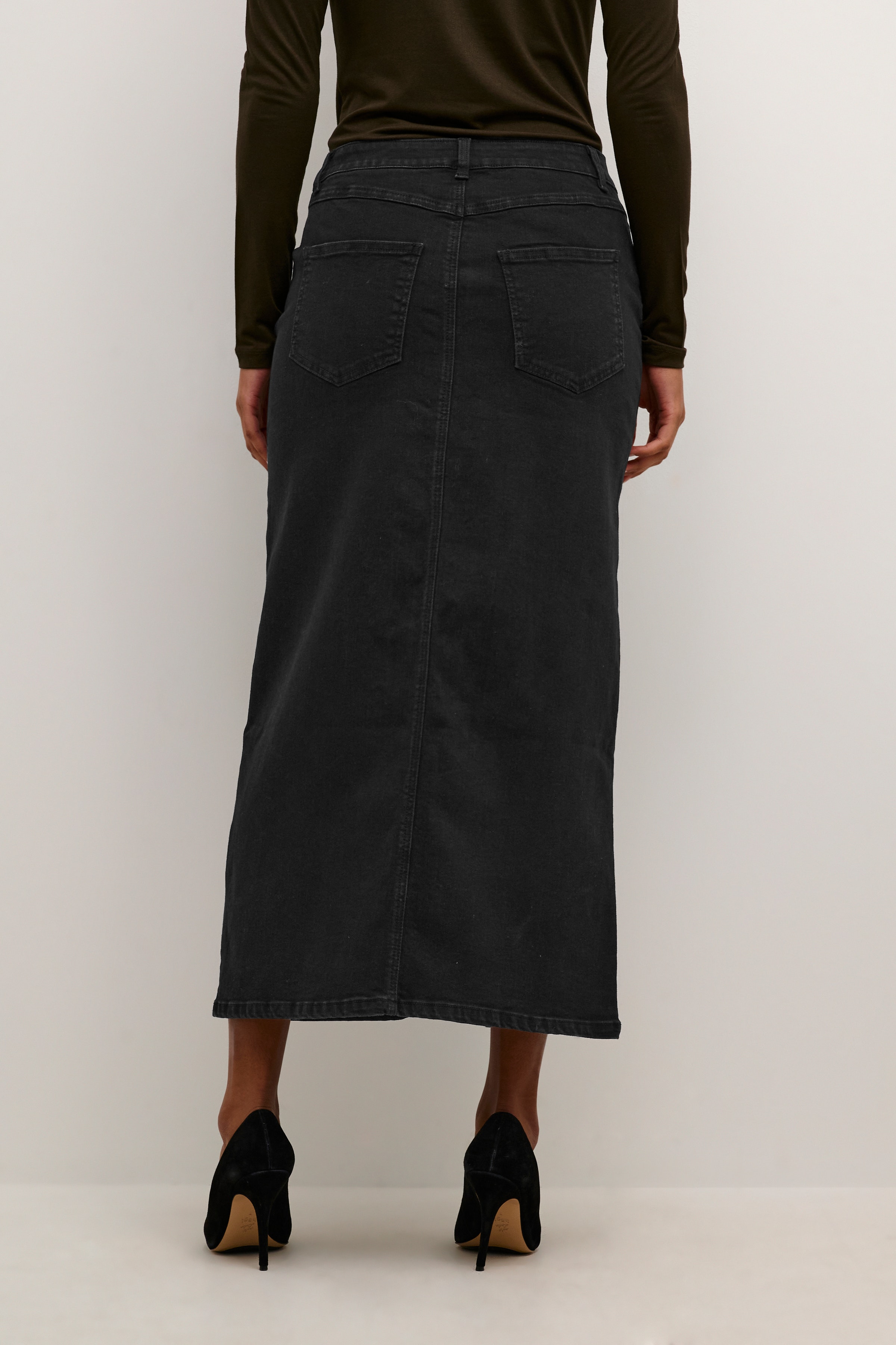 KAsinem Denim Skirt LOOKBOOK FRONT 10508064-100121