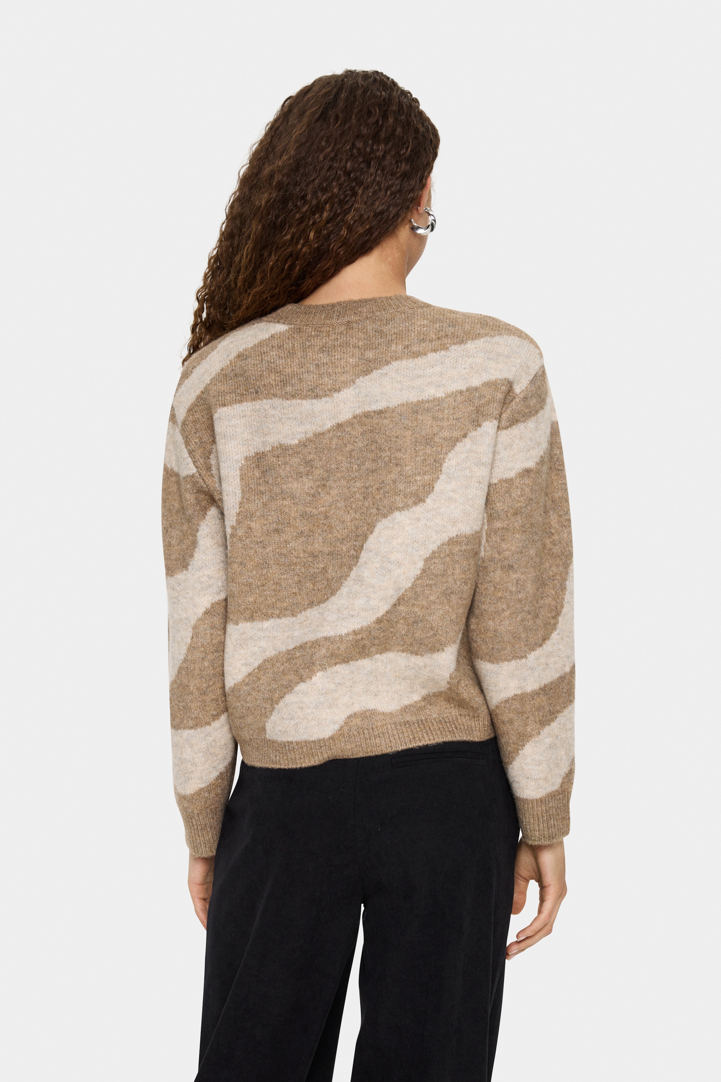 MallieSZ Cardigan LOOKBOOK BACK 30514460-171038