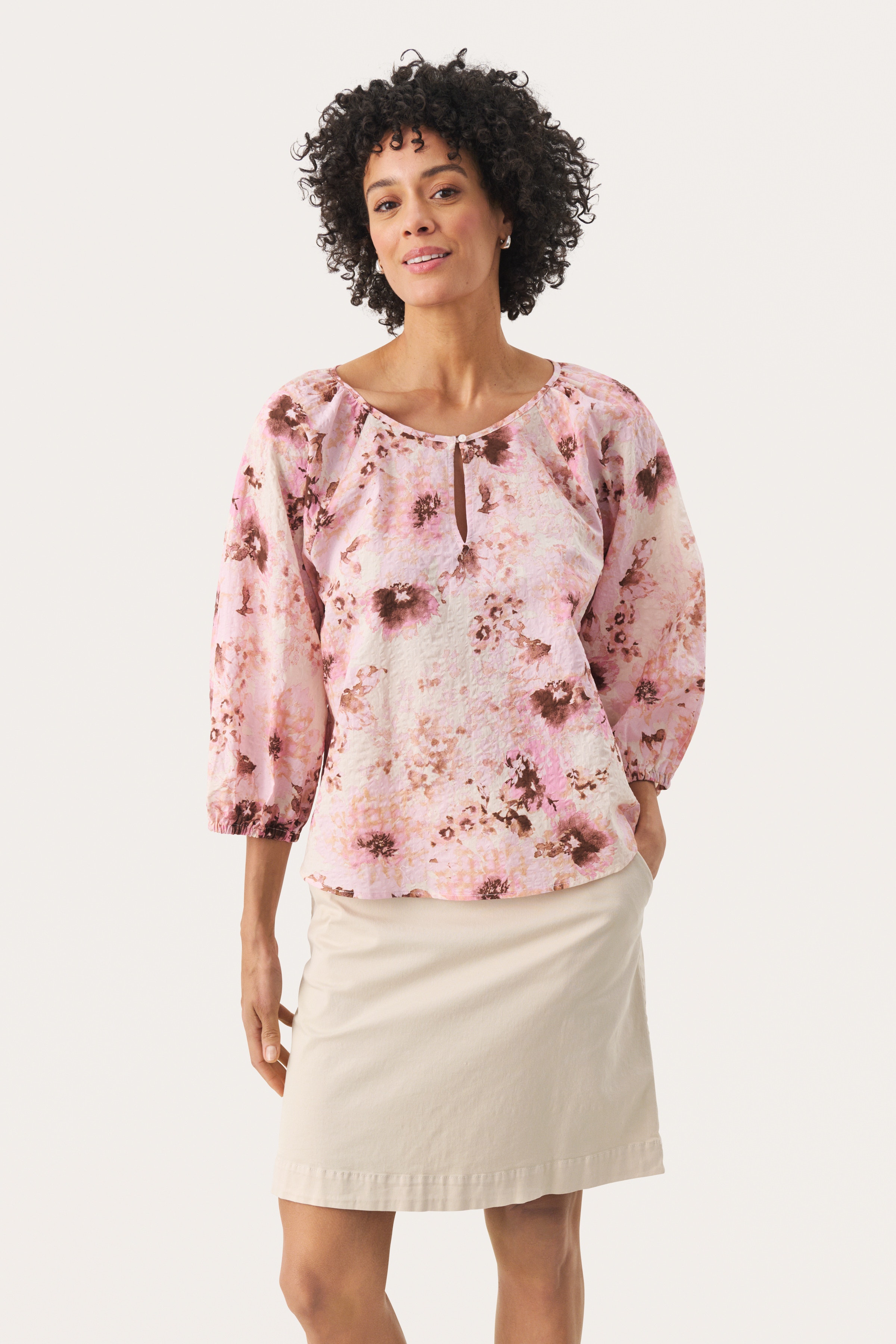 RaduniPW Top LOOKBOOK FRONT 30310058-303767