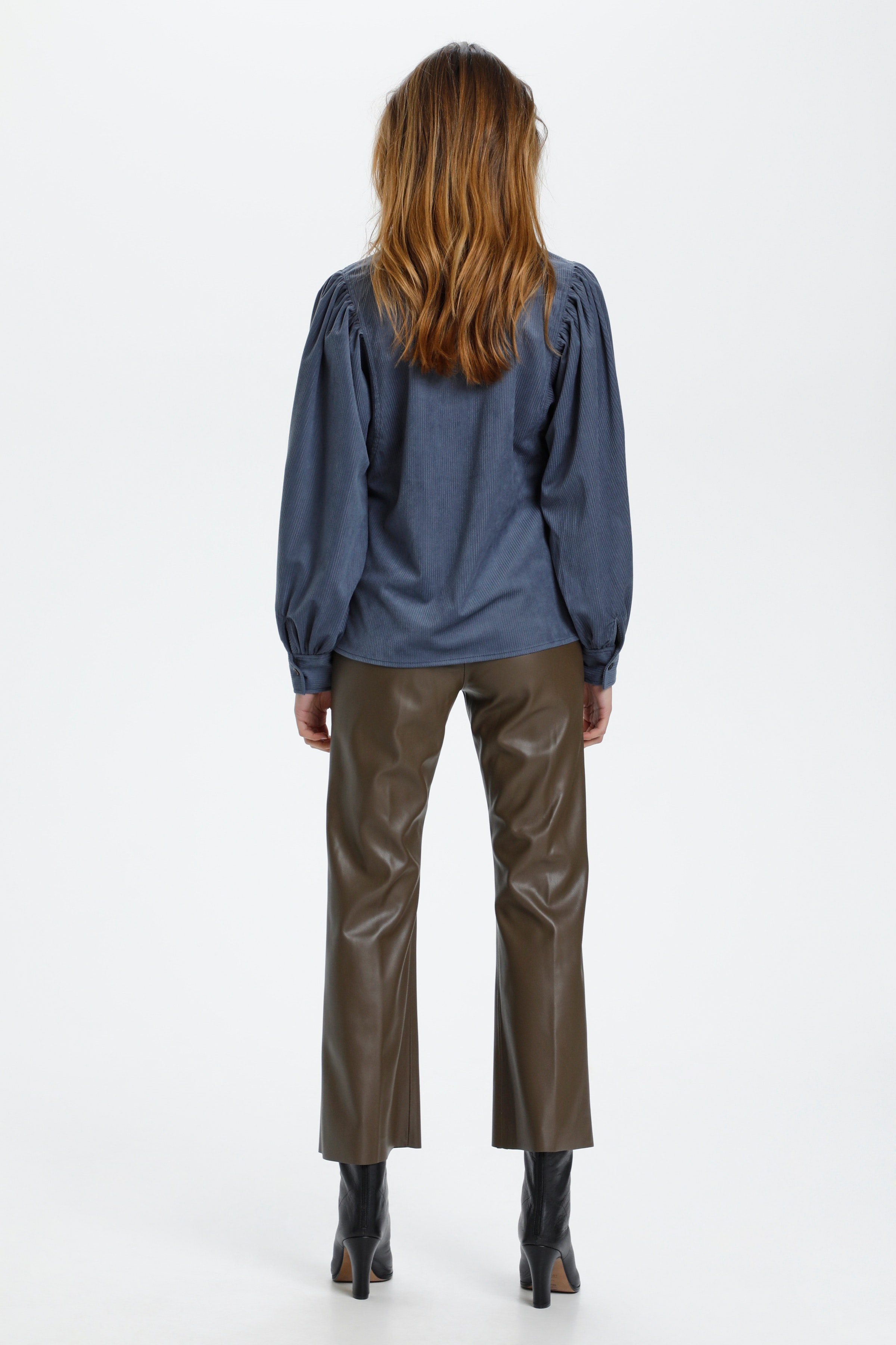  SLIlia Shirt LS

 LOOKBOOK BACK 30405611-183912