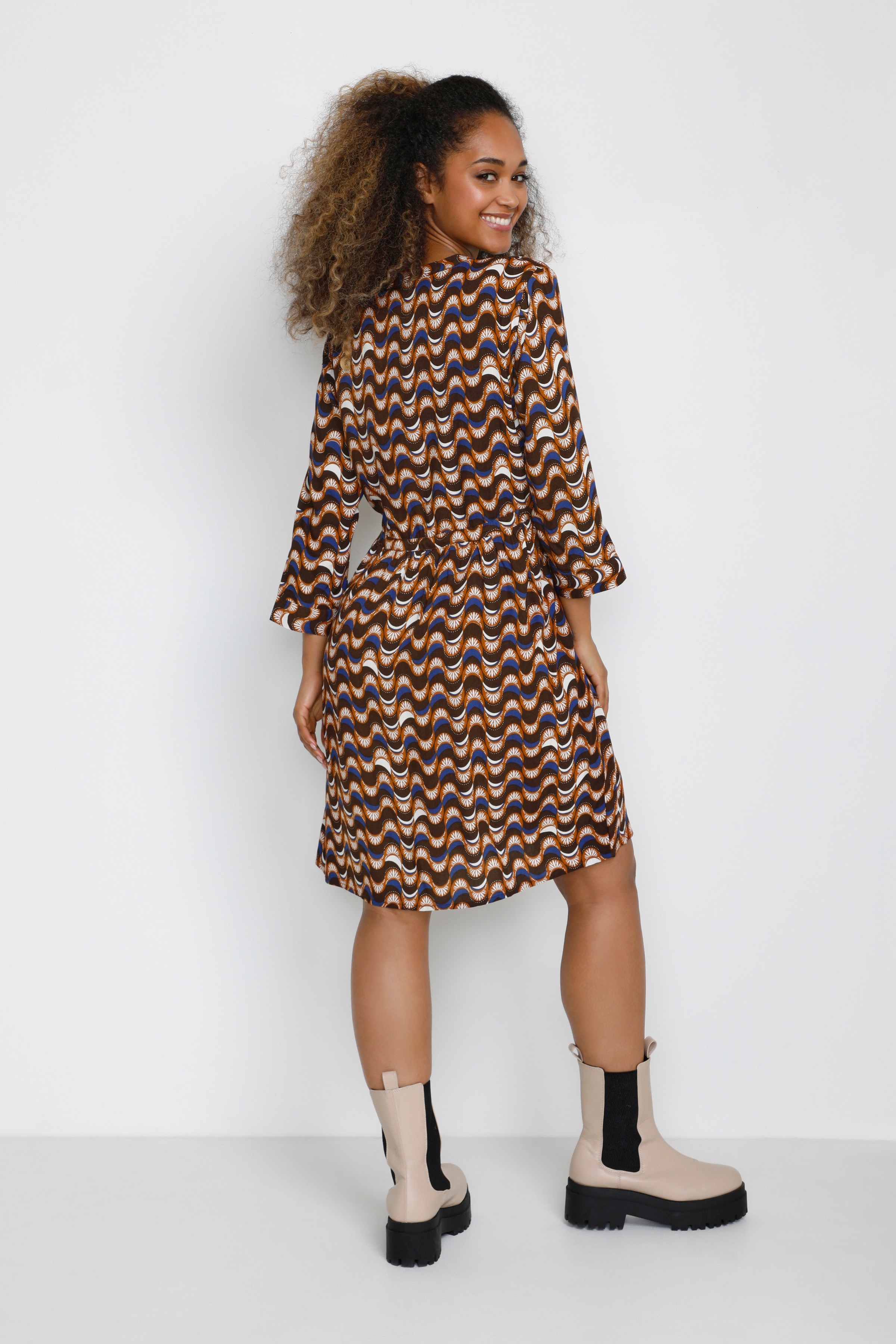 CRRuna Kleid LOOKBOOK BACK 10610331-103180
